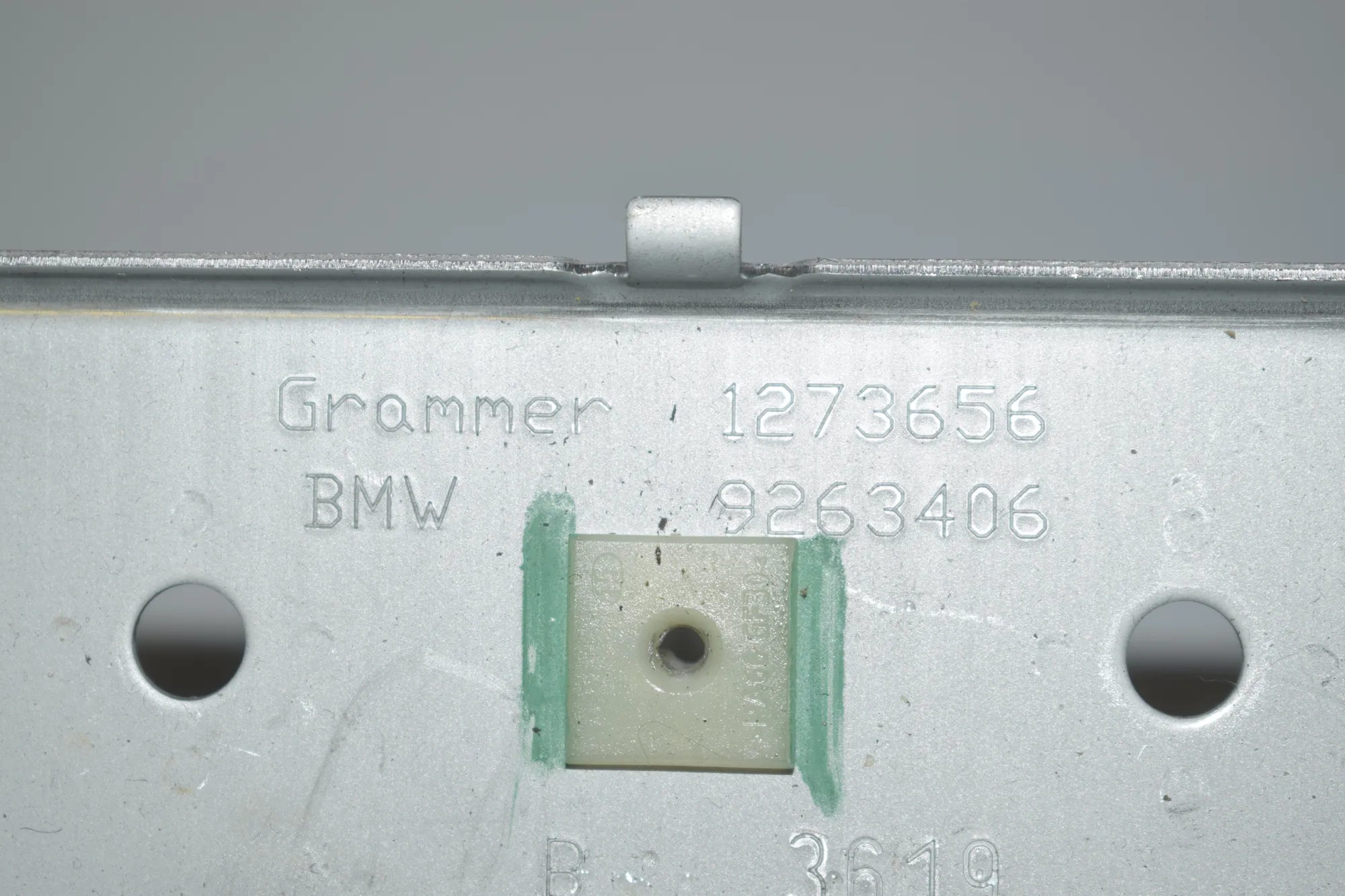 Bracket – OEM 9263406 · BMW 2 Gran Tourer (F46) 218 d 2019 – 5