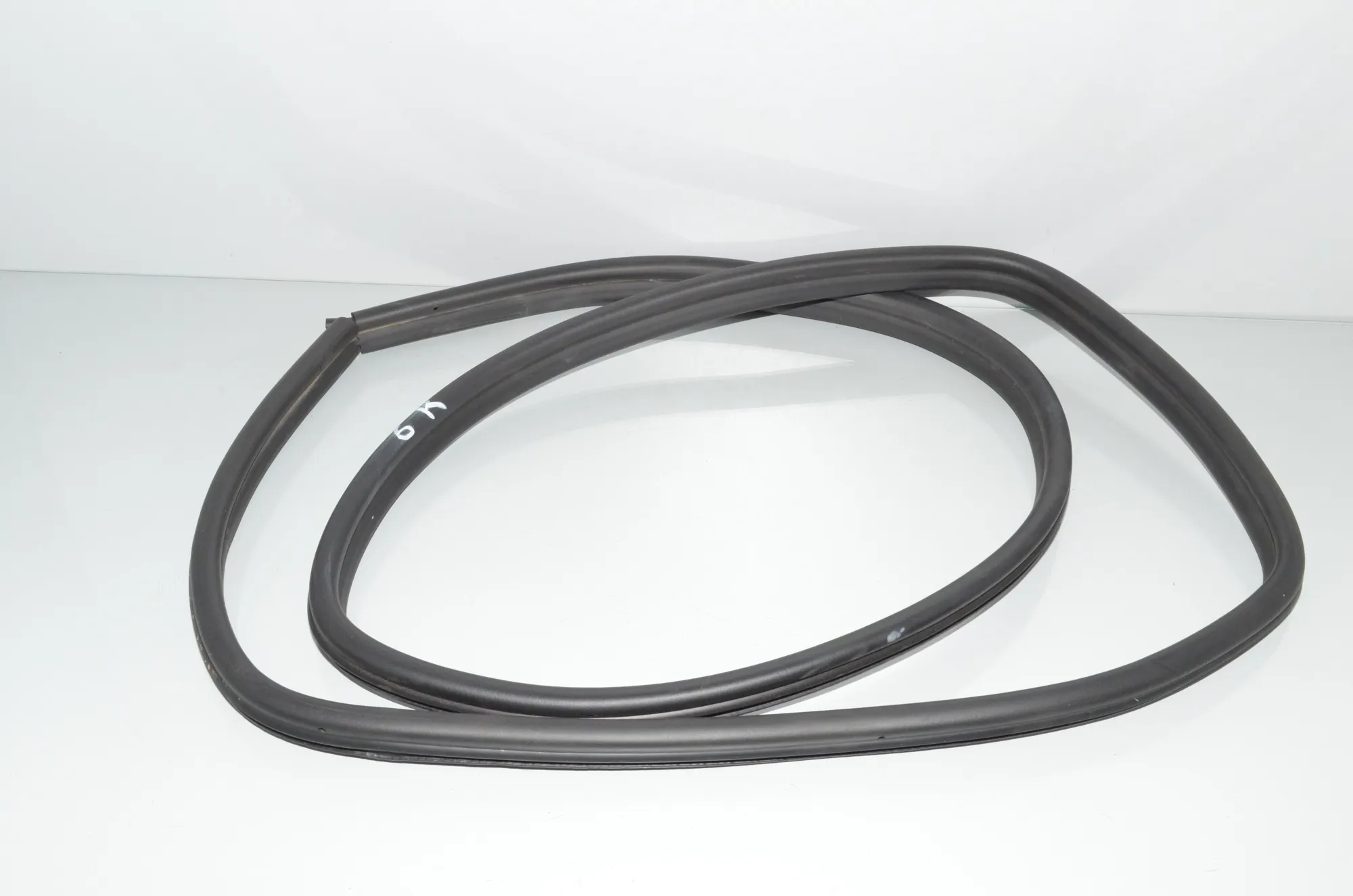 Rear Left Door Seal Rubber – OEM 7247261 · BMW 3 Touring (E91) 330 d xDrive 2011 – 4