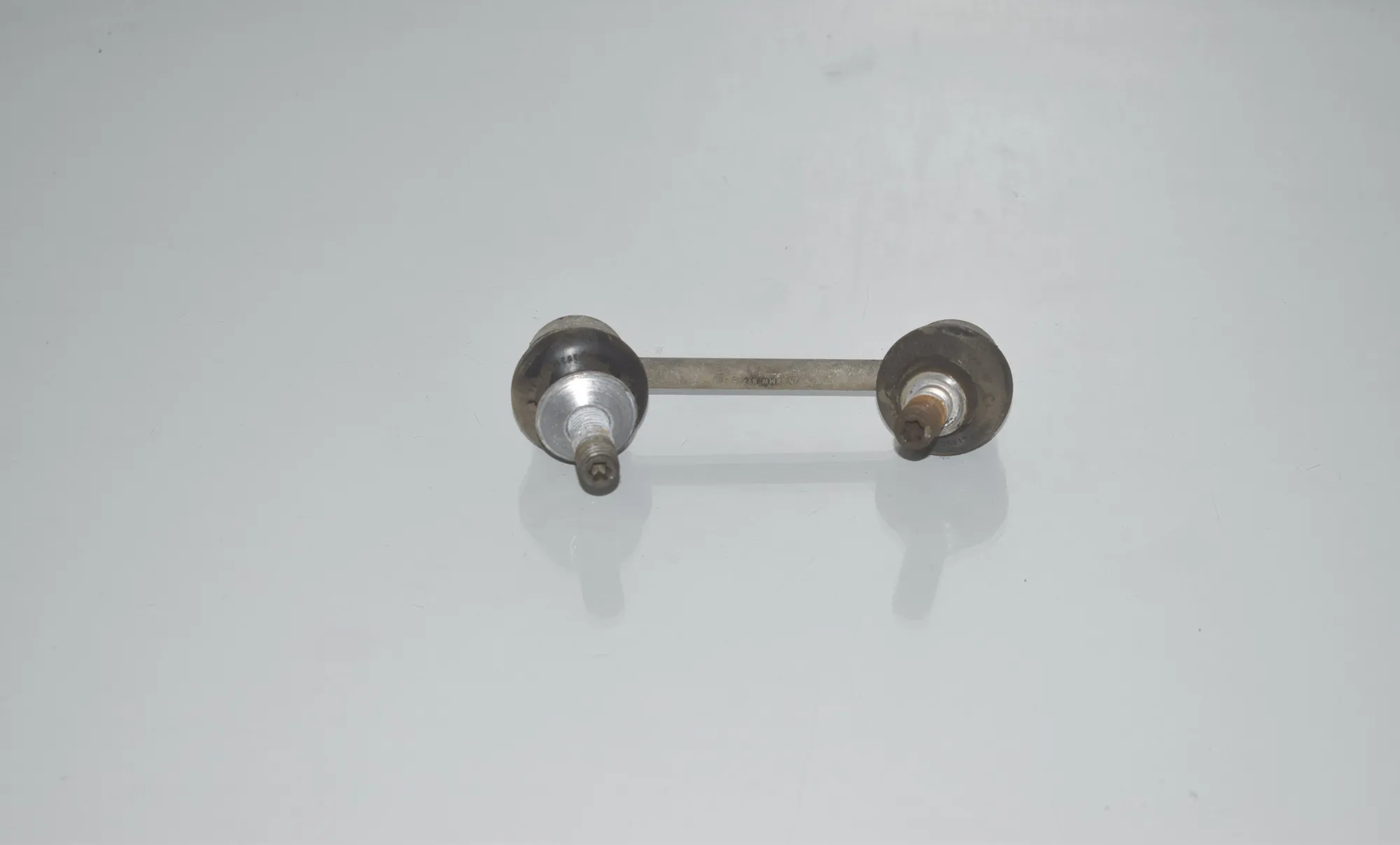 Rear Right Stabilizer Link – OEM 6775189 · BMW 5 (F10) 530 d 2014 – 3