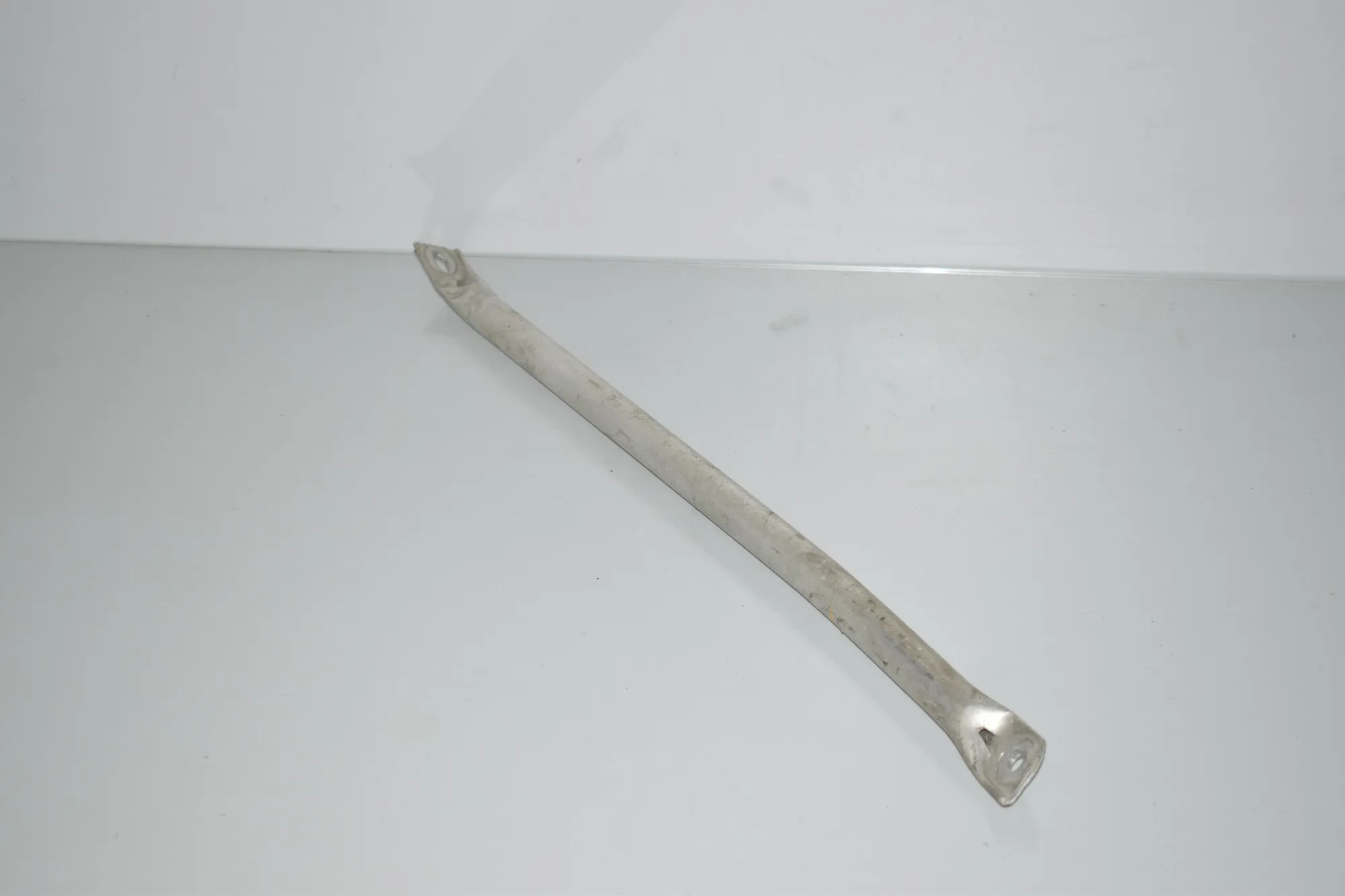 Front Bumper Frame Bracket – OEM 7200776 · BMW 5 (F10) 530 d 2014 – 2