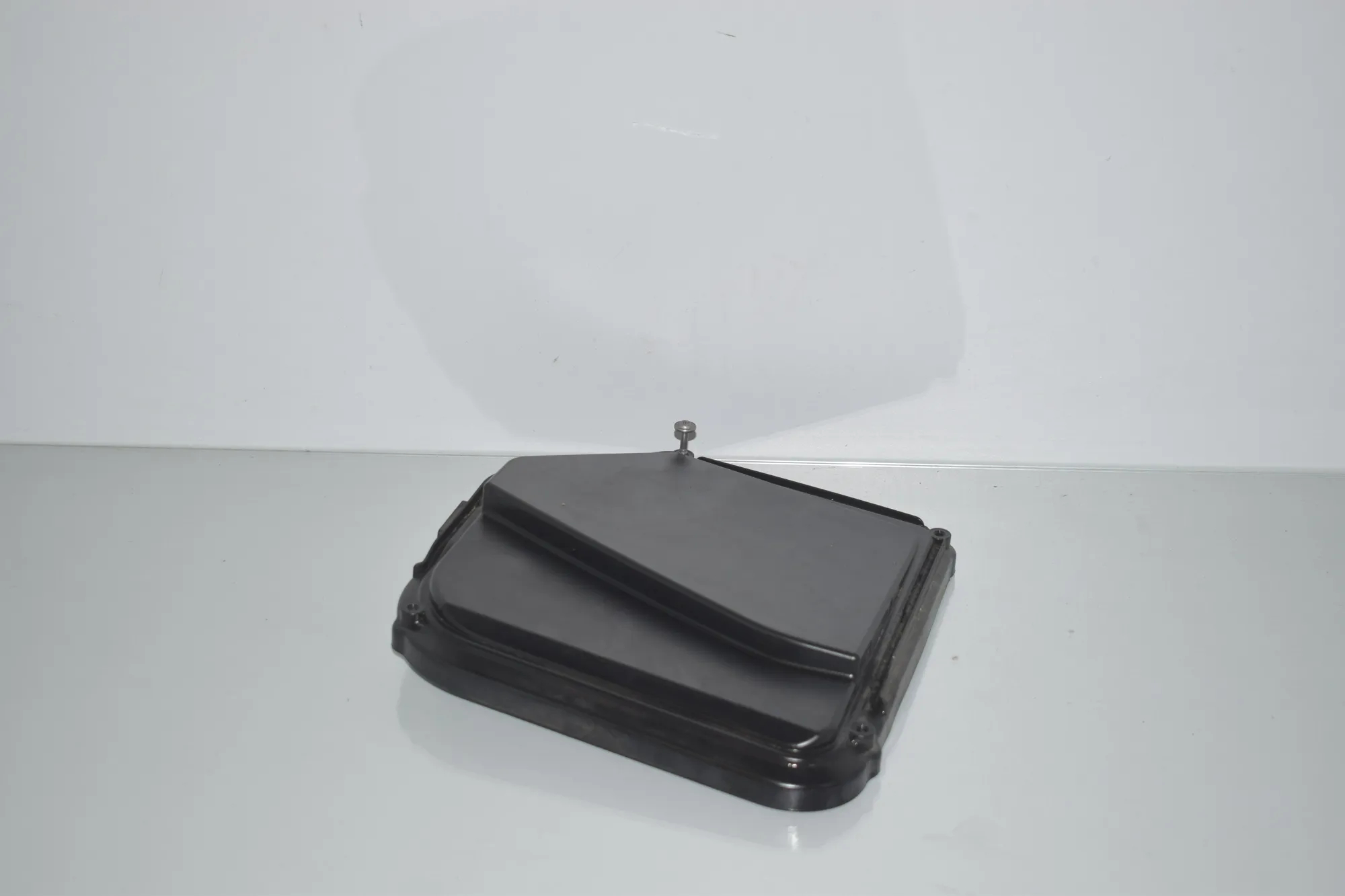 Fuse Box Cover – OEM 7555151 · BMW 5 (F10) 530 d 2014