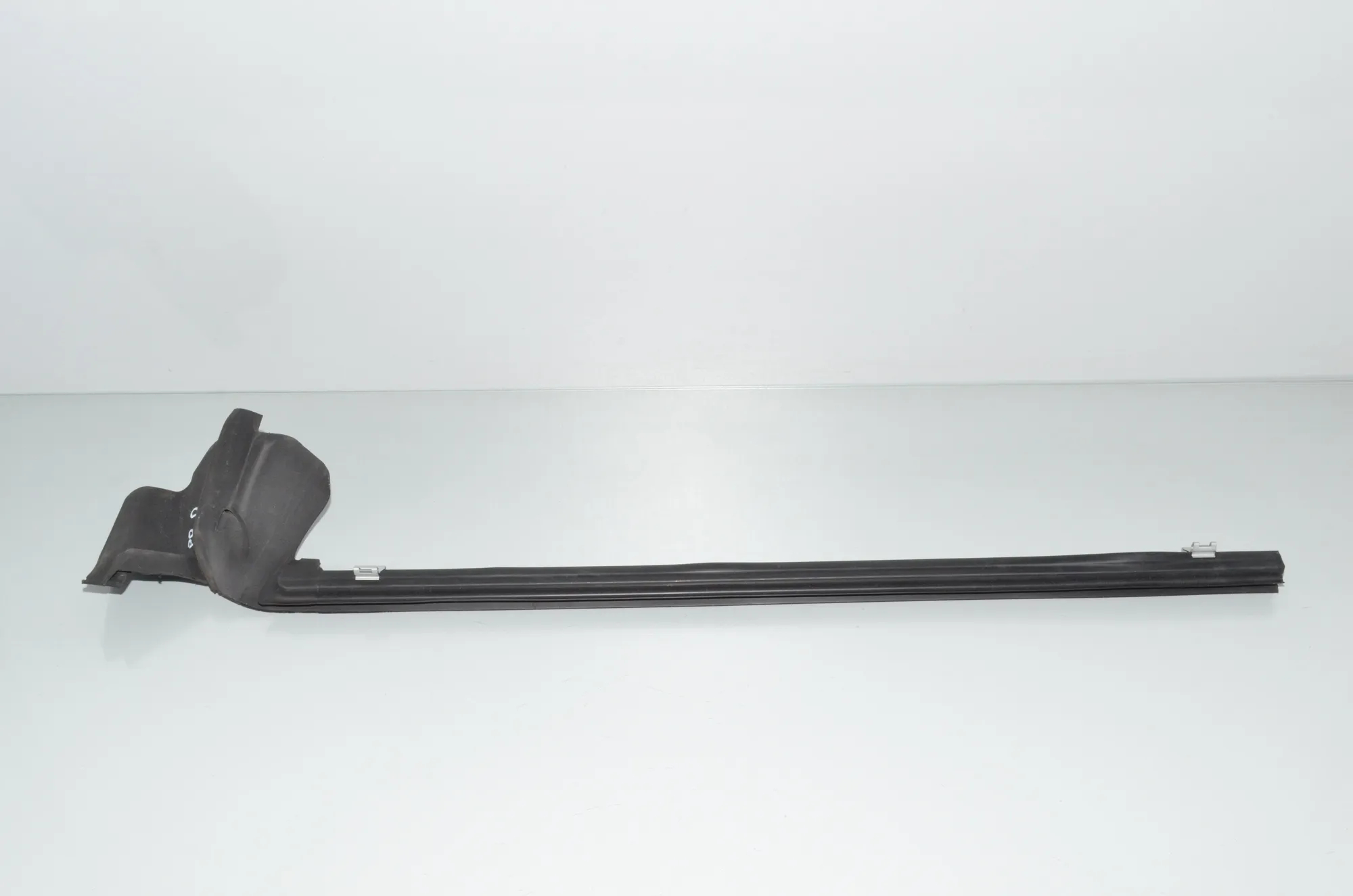 Front Right Door Seal Rubber – OEM 7310212 · BMW 4 Gran Coupe (F36) 430 d xDrive 2016 – 2