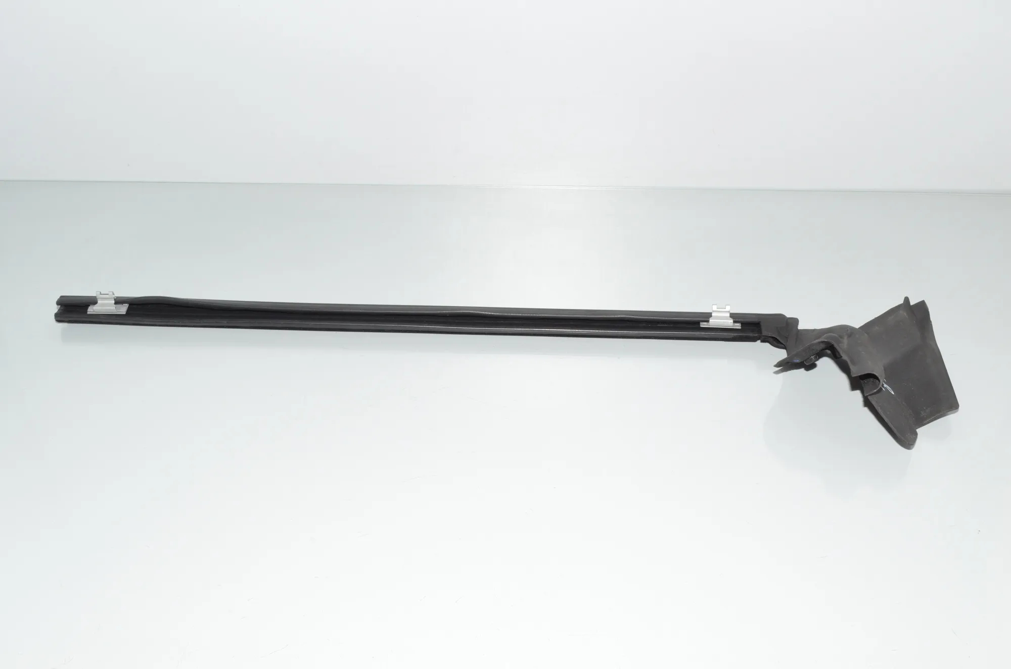 Front Right Door Seal Rubber – OEM 7310212 · BMW 4 Gran Coupe (F36) 430 d xDrive 2016 – 3