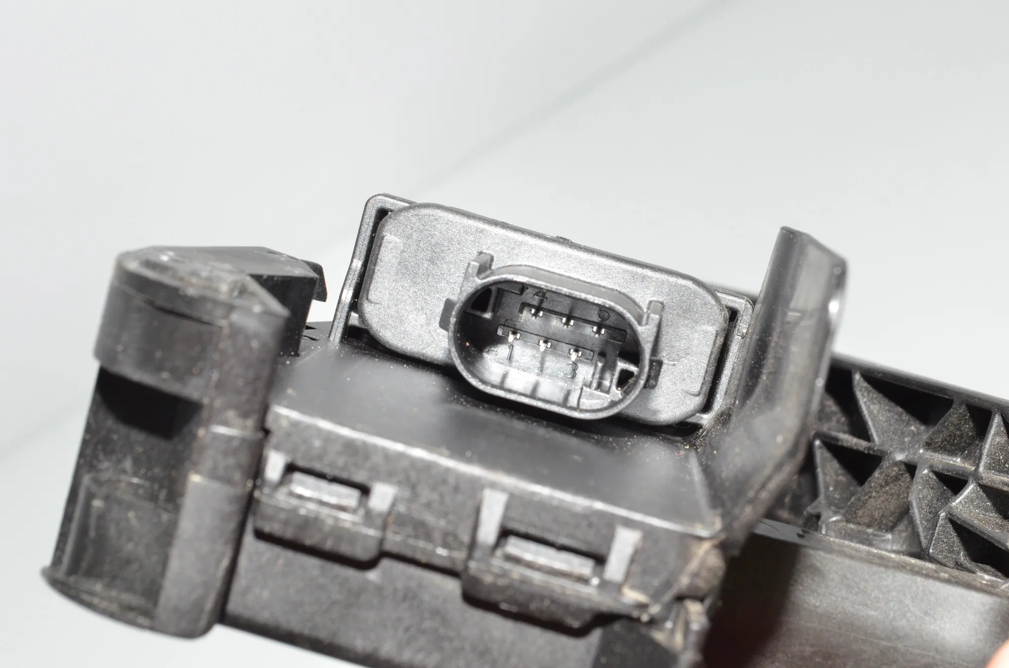 Throttle Pedal – OEM 6853175 · BMW 4 Gran Coupe (F36) 430 d xDrive 2016 – 5