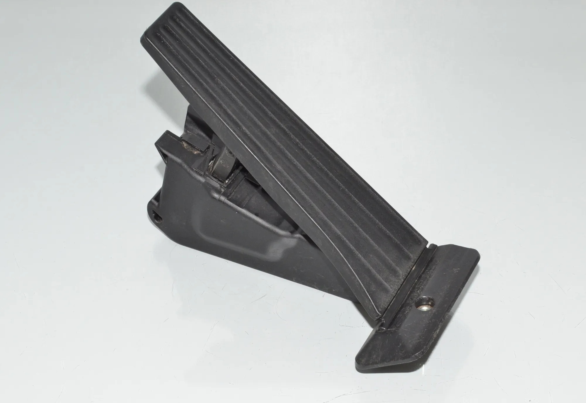 Throttle Pedal – OEM 6853175 · BMW 4 Gran Coupe (F36) 430 d xDrive 2016