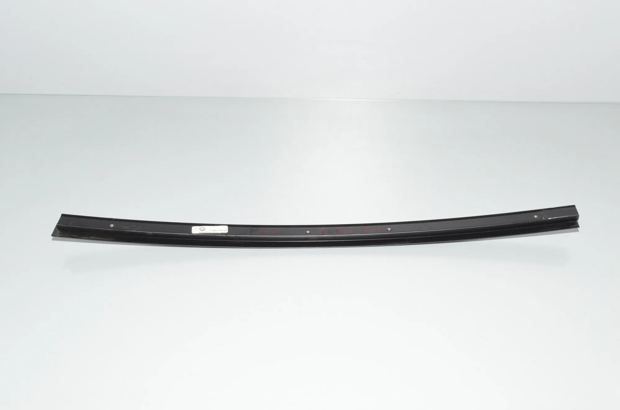 Rear Left Door Vertical Trim – OEM 51357205753 · BMW X3 (F25) xDrive 20 d 2013 – 3