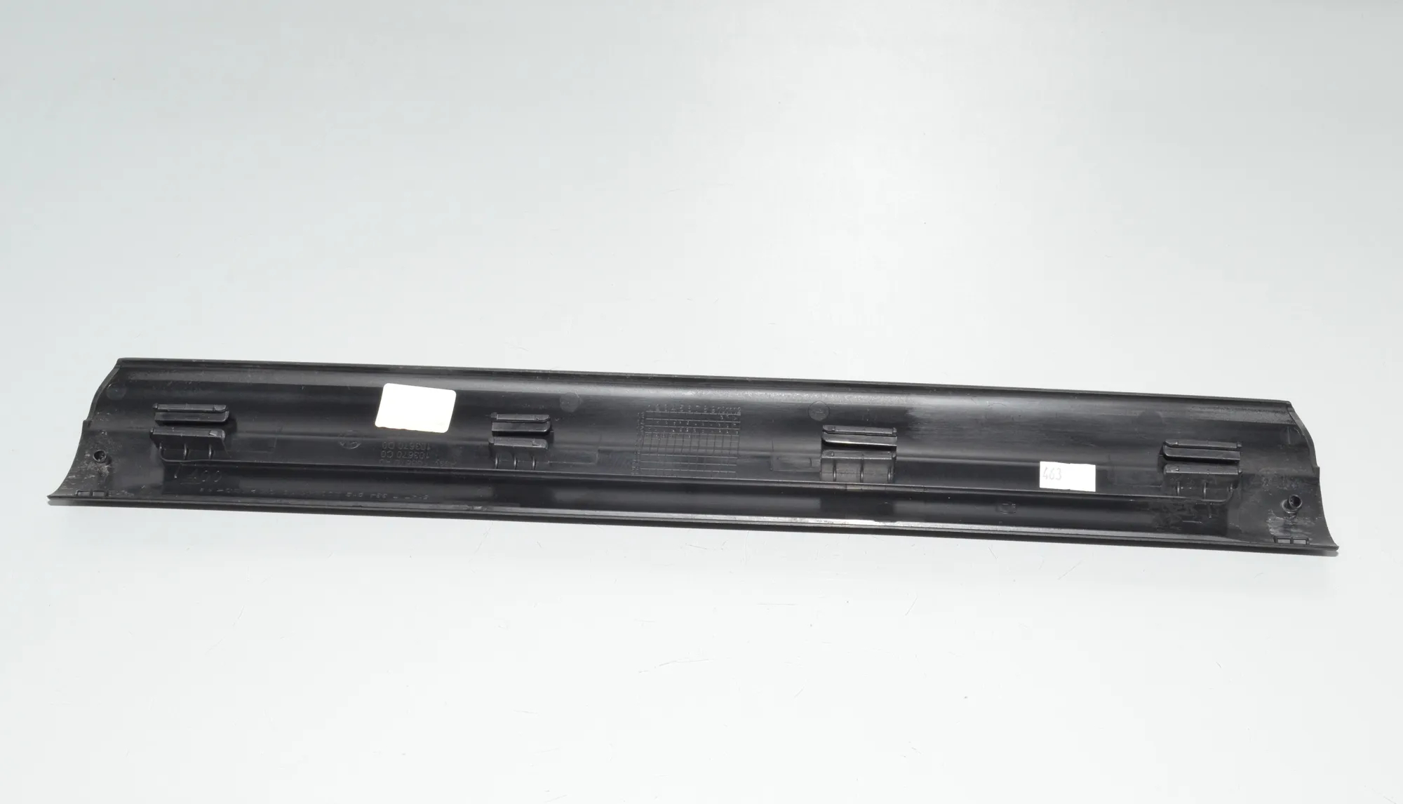 Front Right Interior Step Trim – OEM 7334212 · BMW 4 Gran Coupe (F36) 430 d xDrive 2016 – 3