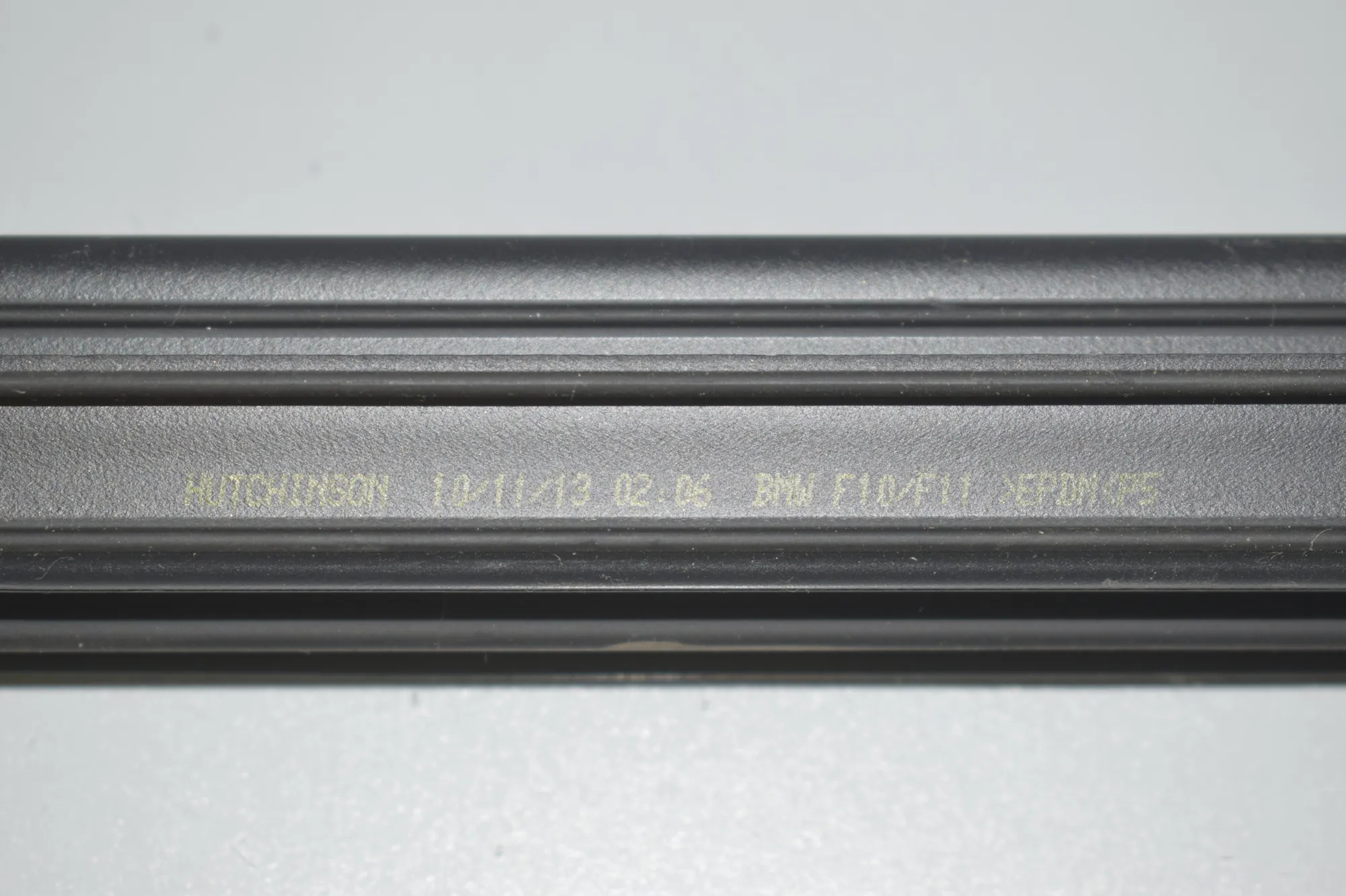 Rear Left Door Window Strip – OEM 7182289 · BMW 5 (F10) 530 d 2014 – 5