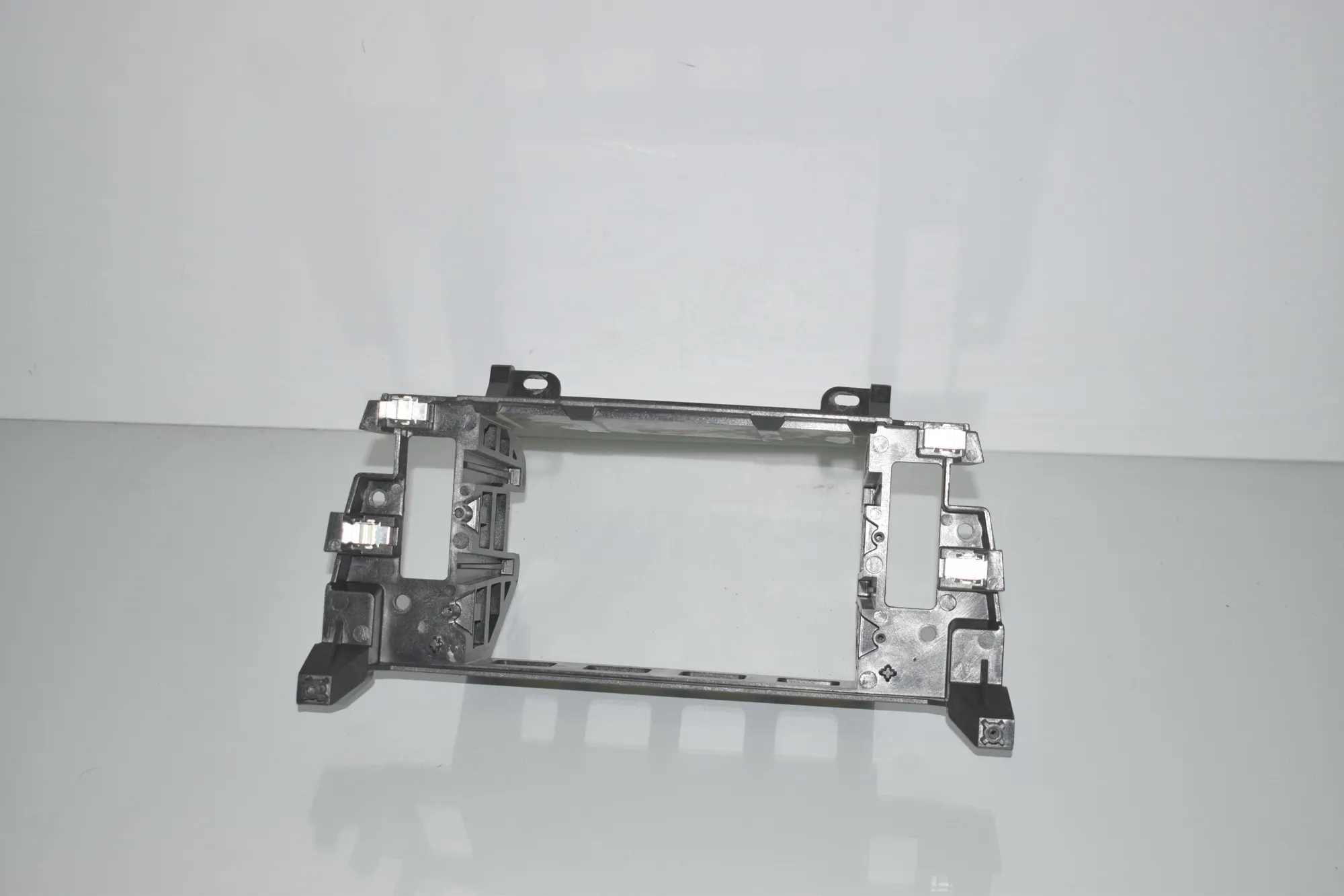 Bracket – OEM 9166665 · BMW 5 (F10) 530 d 2014 – 3