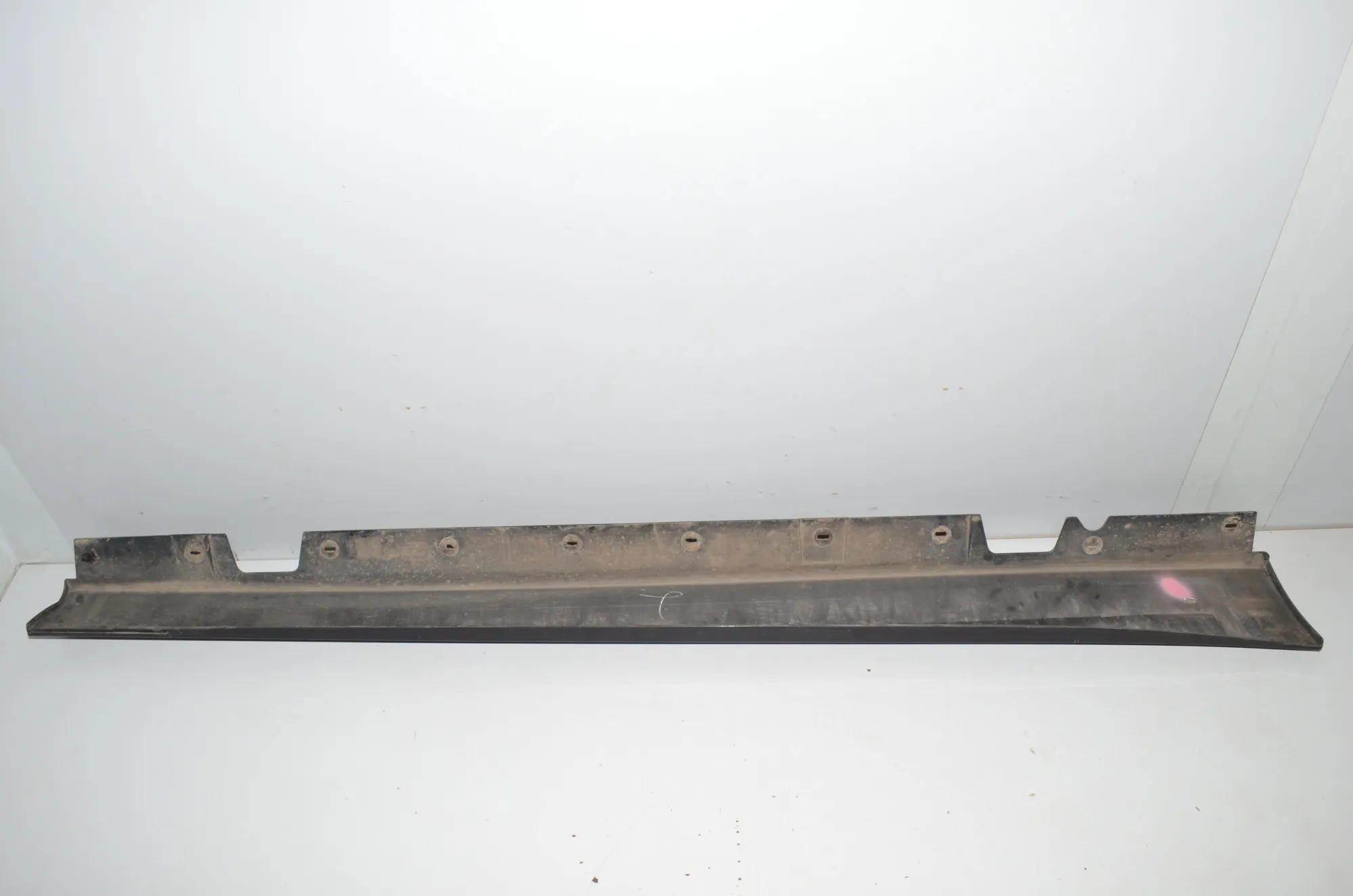 Left Side Plastic Sideskirt Cover – OEM 7202651 · BMW 3 Touring (E91) 330 d xDrive 2011 – 4