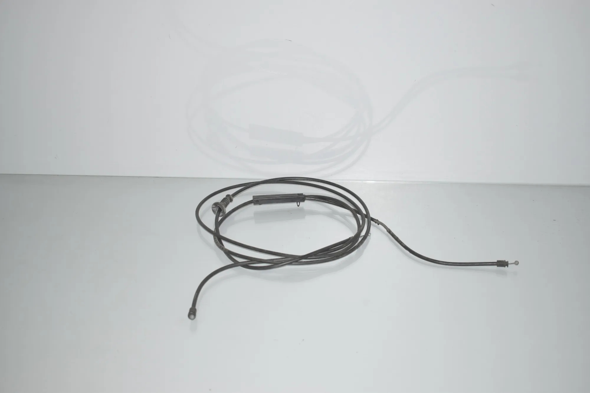 Bonnet Lock Cable – OEM 7255801 · BMW 5 (F10) 530 d 2014 – 4