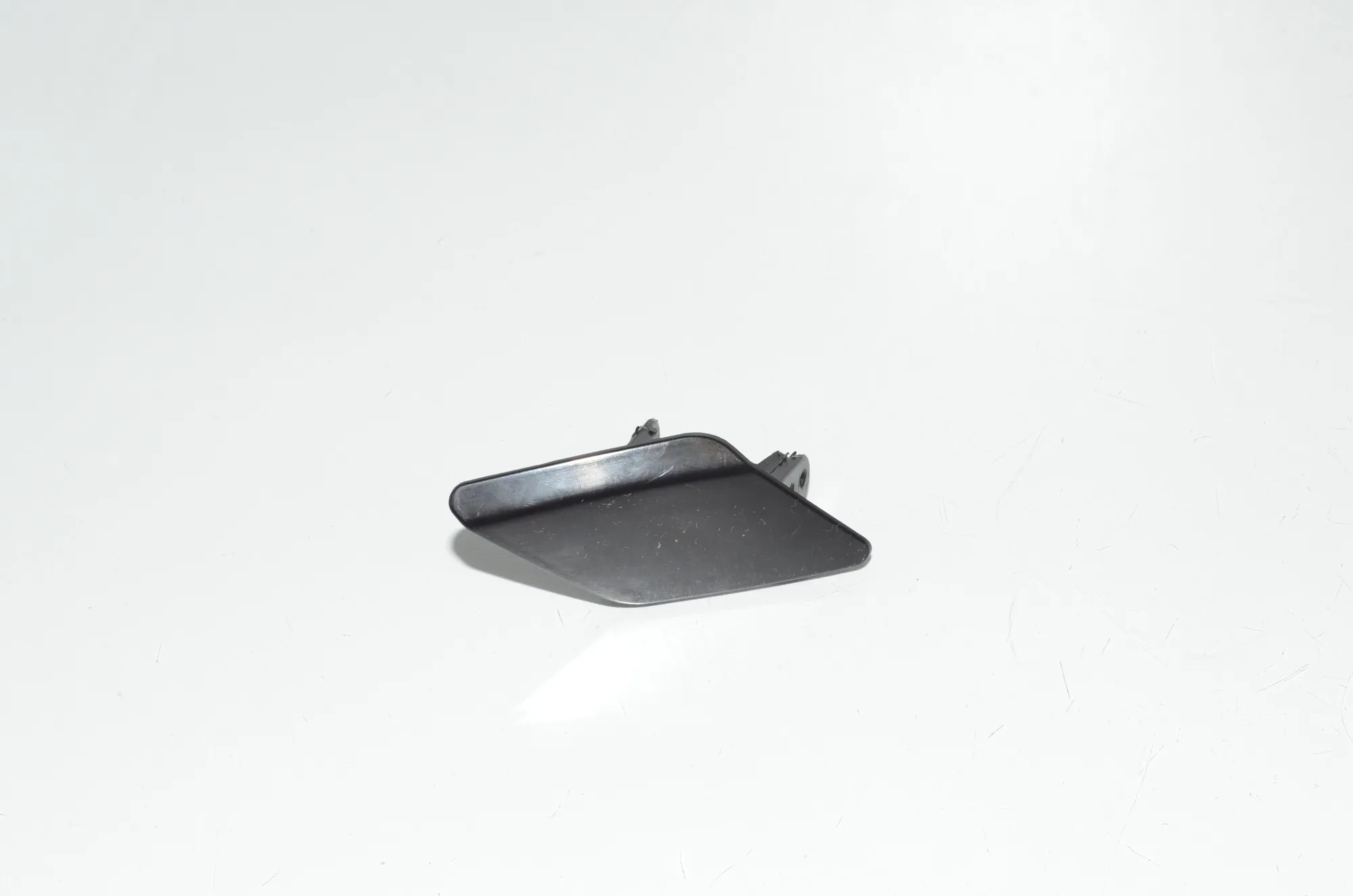 Right Side Headlight Washer Cover Cap · BMW 4 Coupe (F32, F82) BMW 4 Coupe (F32, F82) 440 i xDrive 2020 – 2