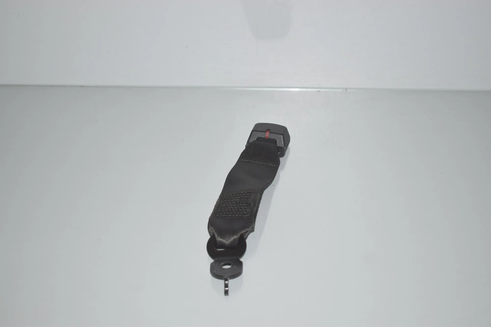 Rear Middle Seat Buckle – OEM 7244836 · BMW 5 (F10) 530 d 2014