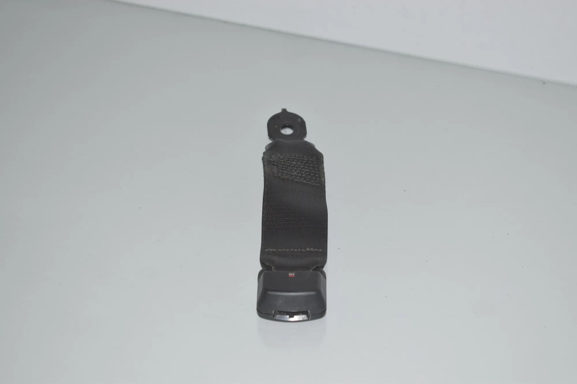 Rear Middle Seat Buckle – OEM 7244836 · BMW 5 (F10) 530 d 2014 – 3