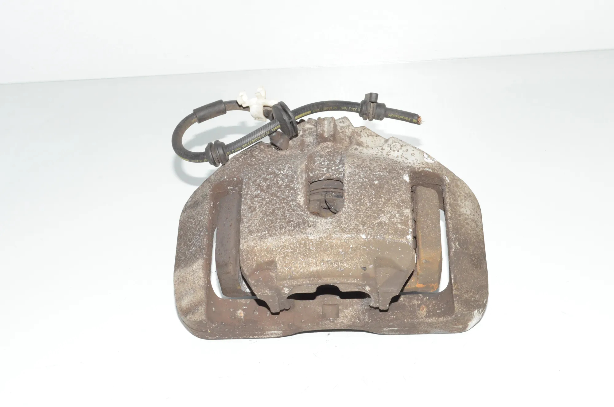 Front Left Brake Caliper – OEM 6792689 · BMW 5 (F10) 530 d 2014