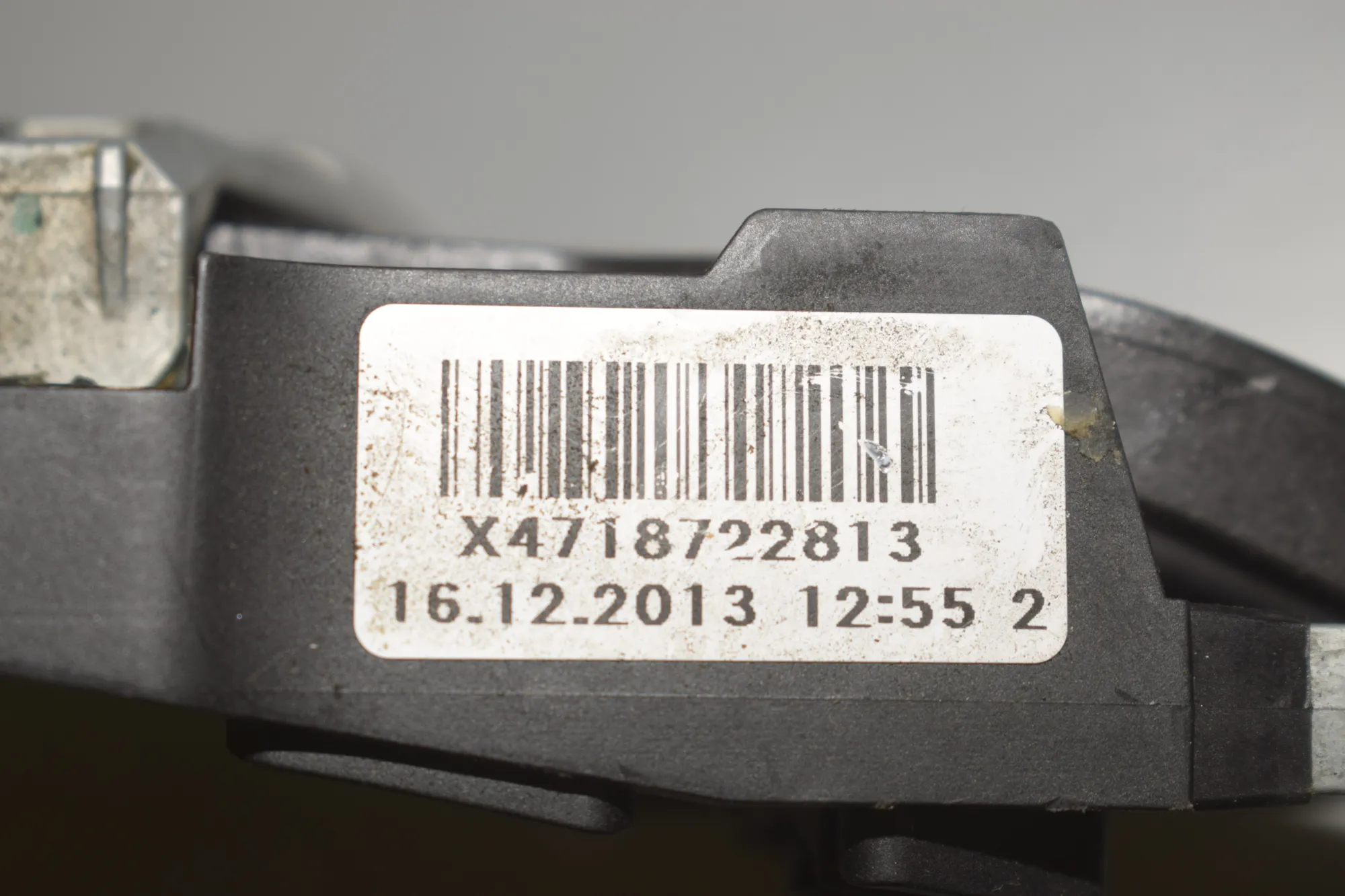 Front Right Door Interior Handle Frame – OEM 7187228 · BMW 5 (F10) 530 d 2014 – 6