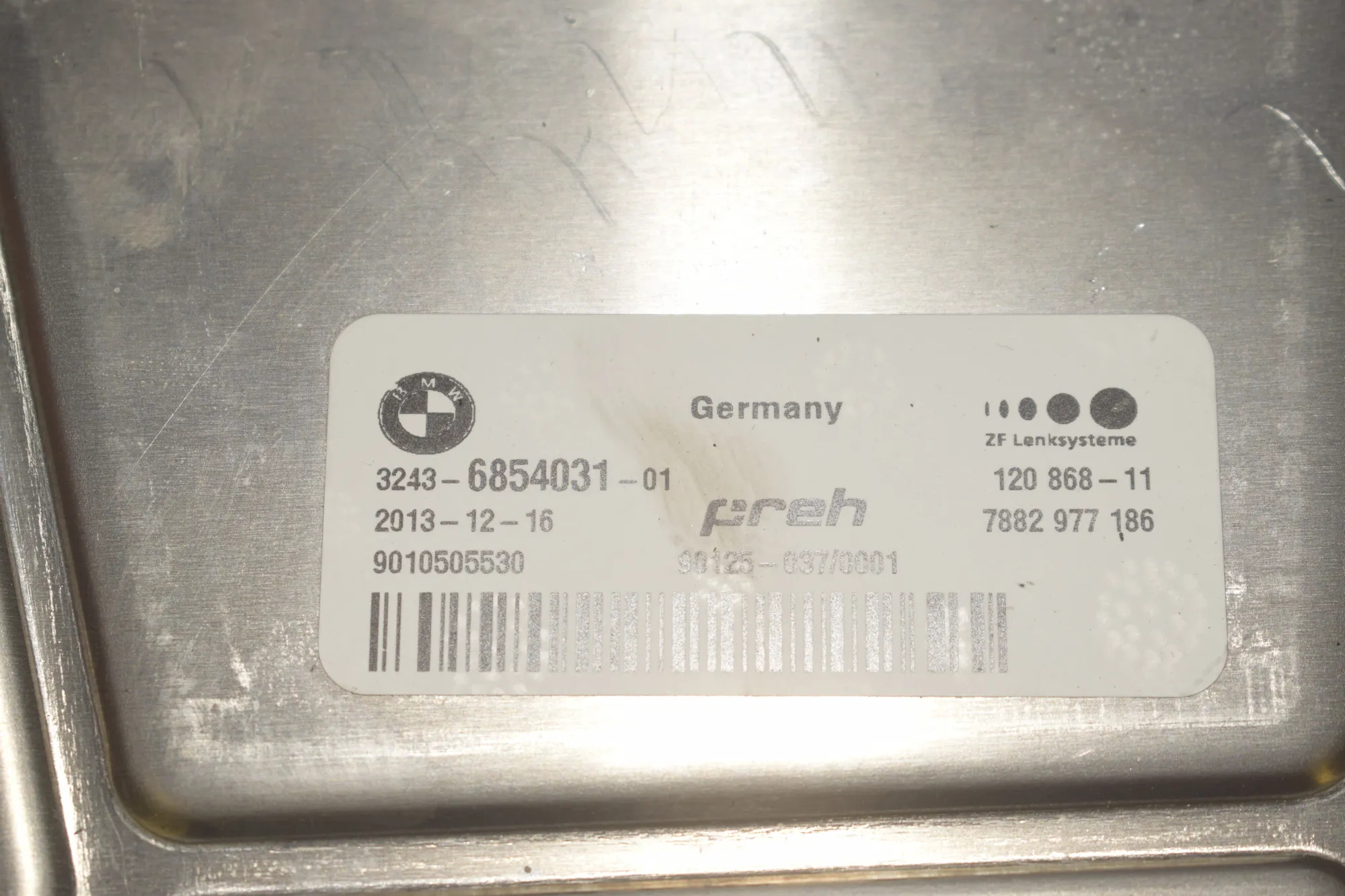 Bracket – OEM 6854031 · BMW 5 (F10) 530 d 2014 – 6