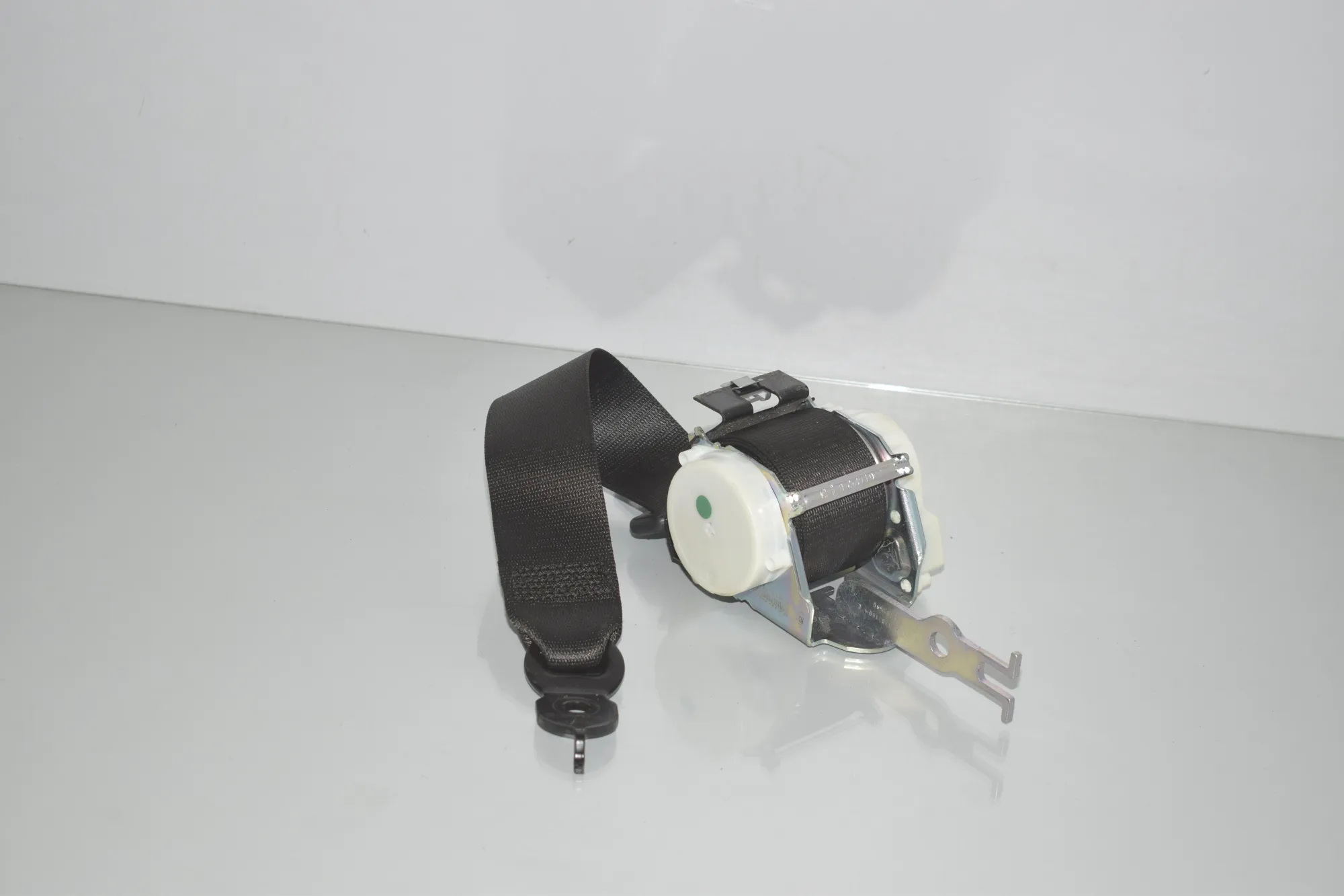 Rear Left Seatbelt – OEM 9163237 · BMW 5 (F10) 530 d 2014