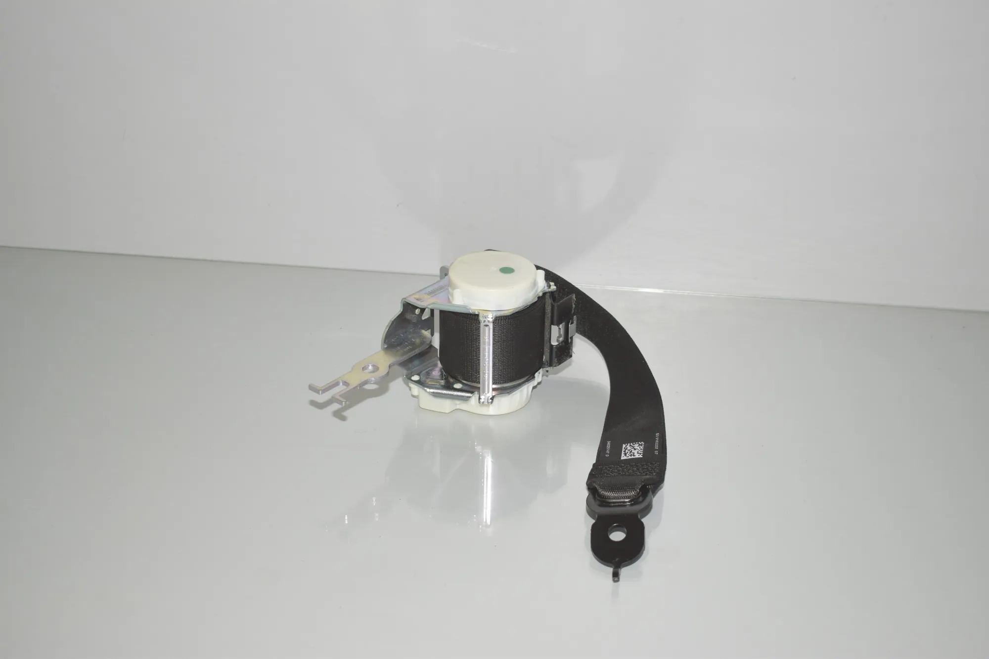 Rear Left Seatbelt – OEM 9163237 · BMW 5 (F10) 530 d 2014 – 3