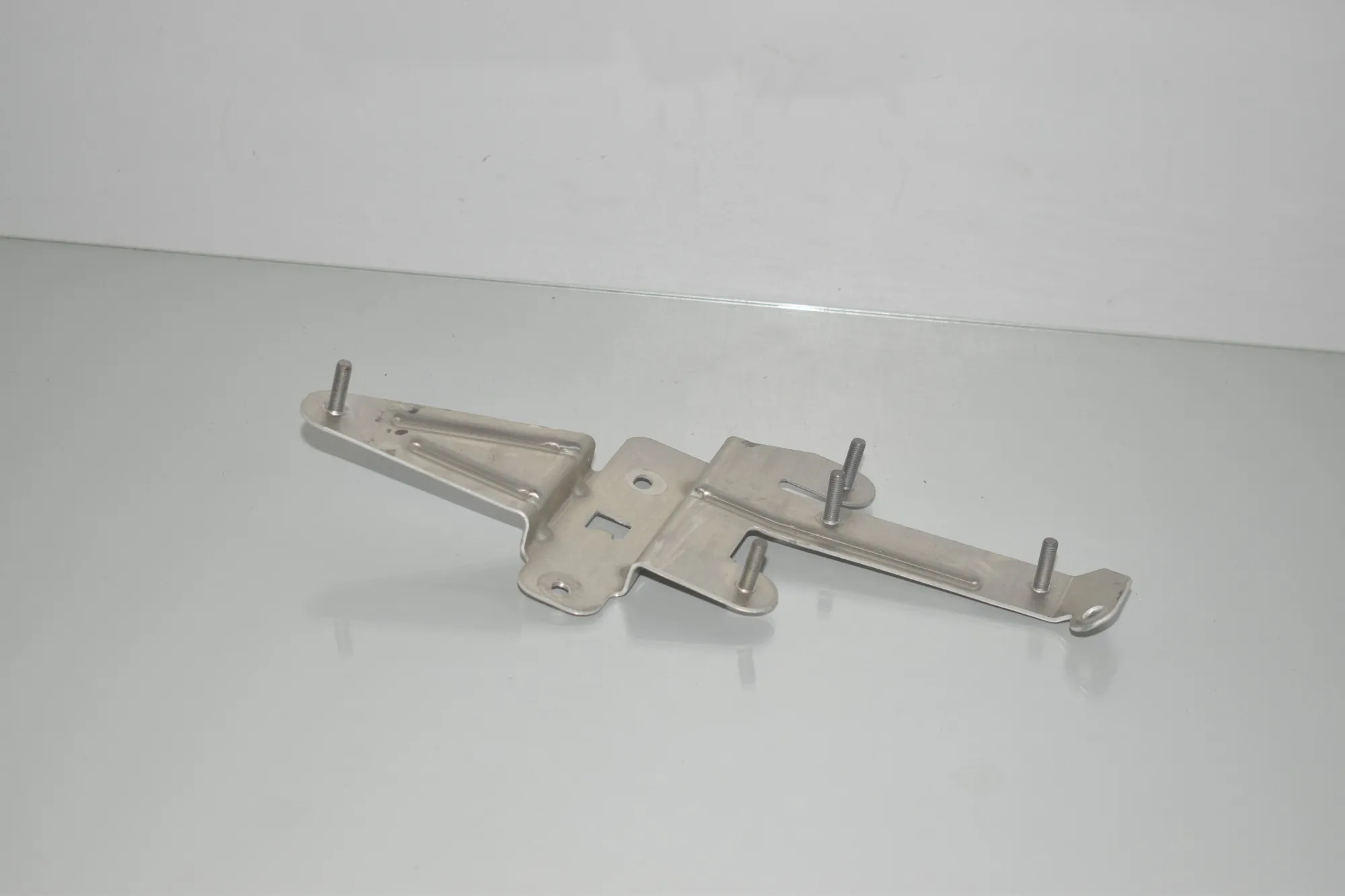 Bracket – OEM 6789227 · BMW 5 (F10) 530 d 2014 – 3
