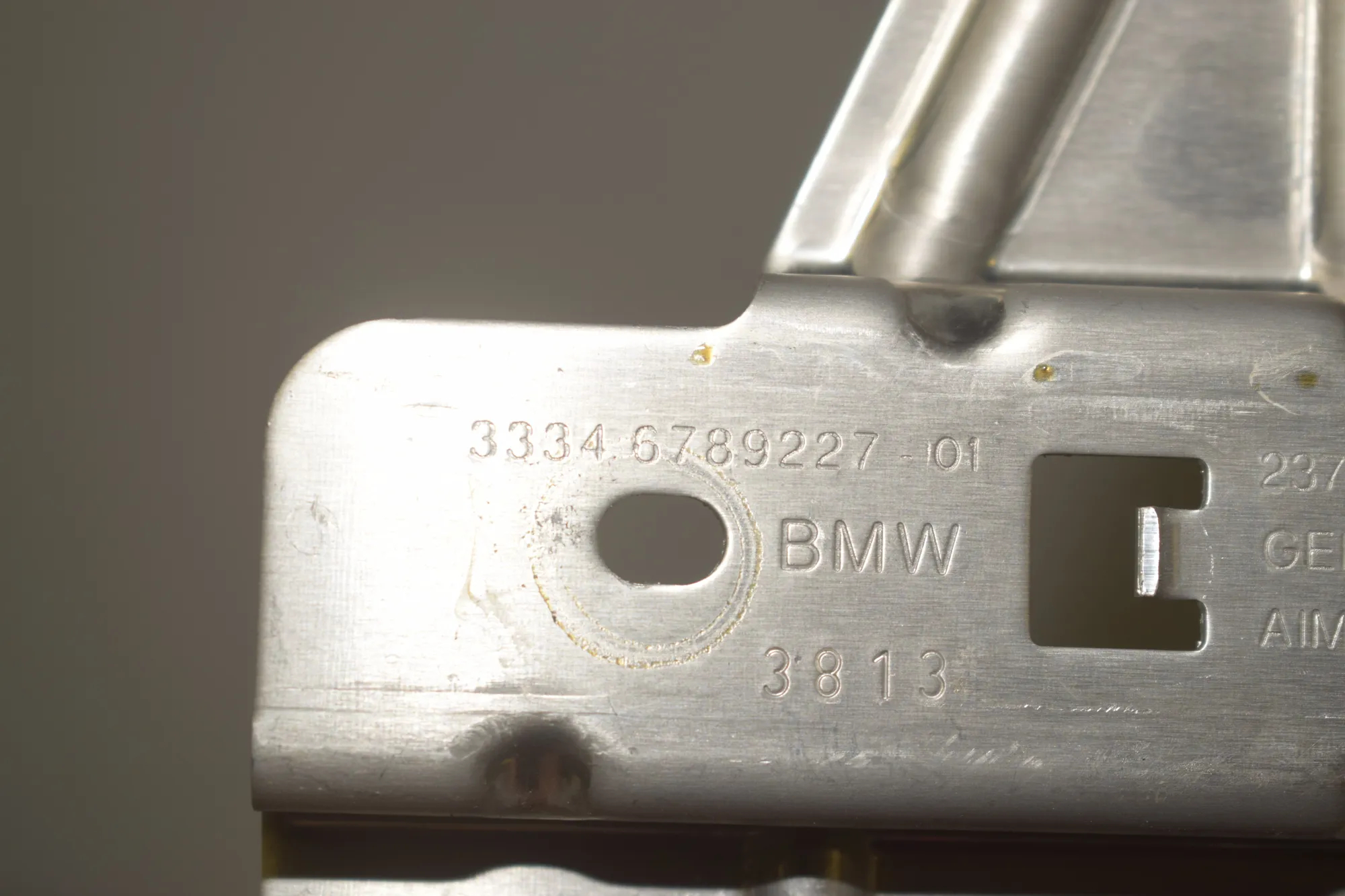 Bracket – OEM 6789227 · BMW 5 (F10) 530 d 2014 – 5