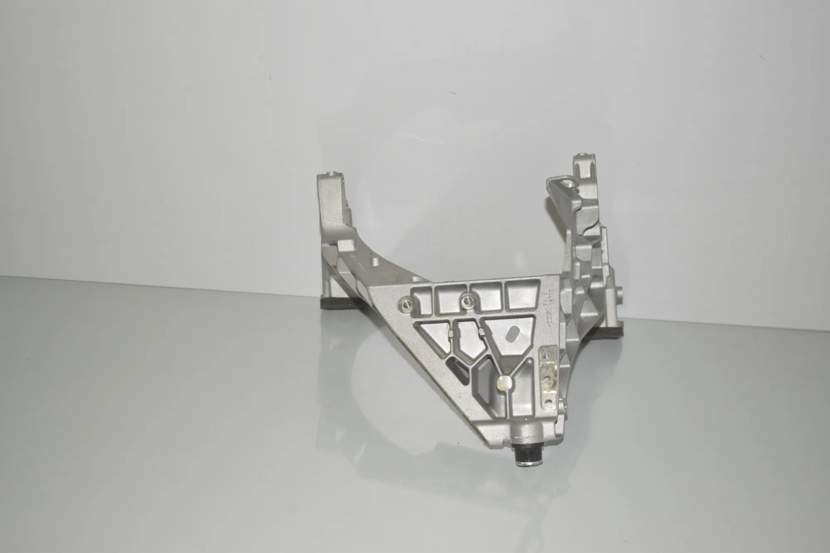 Other Body Parts – OEM 6140829 · BMW 5 (F10) 530 d 2014