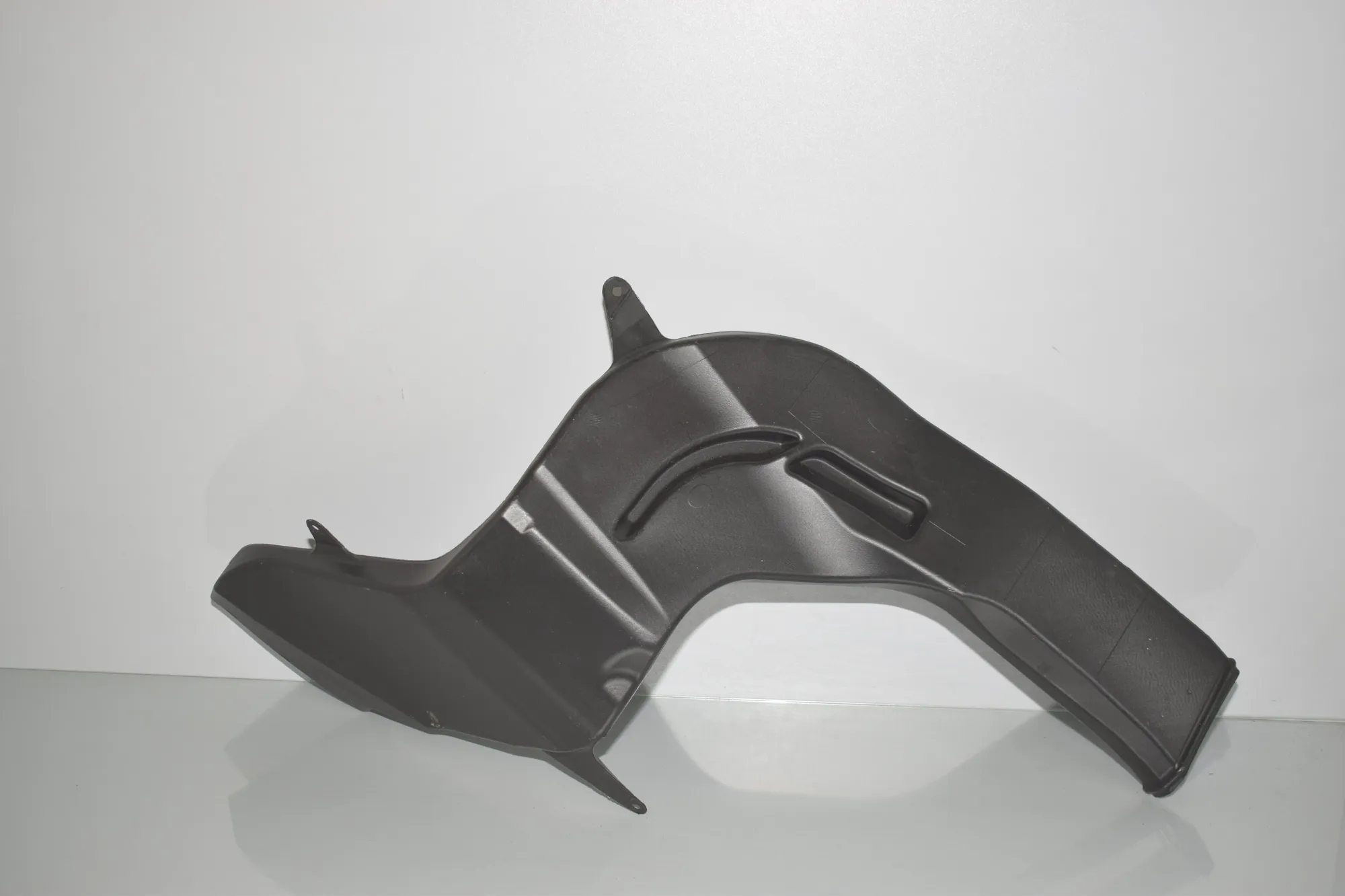 Interior Air Duct Channel – OEM 9113013 · BMW 5 (F10) 530 d 2014