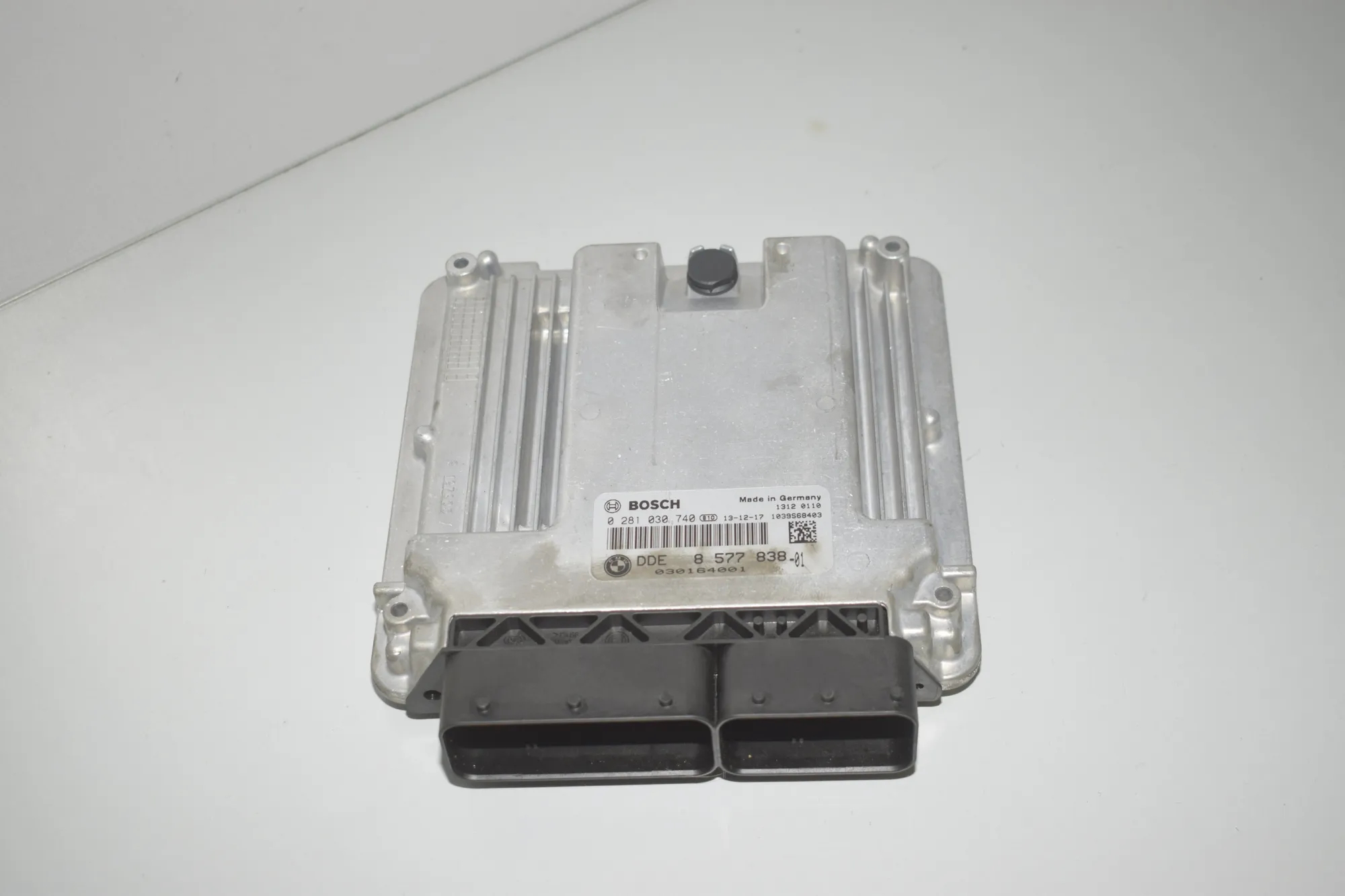 Engine Ignition ECU Set – OEM 8577838 · BMW 5 (F10) 530 d 2014 – 7