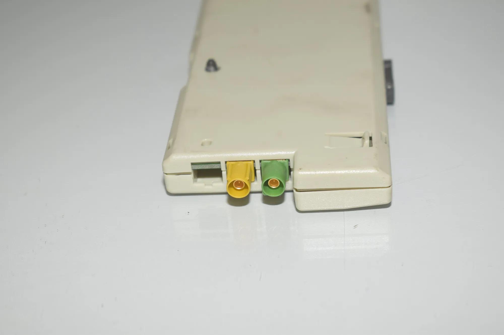 Antenna – OEM 9257364 · BMW 5 (F10) 530 d 2014 – 3