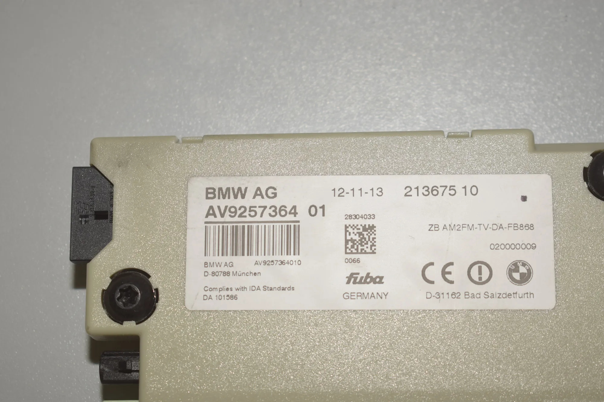 Antenna – OEM 9257364 · BMW 5 (F10) 530 d 2014 – 5