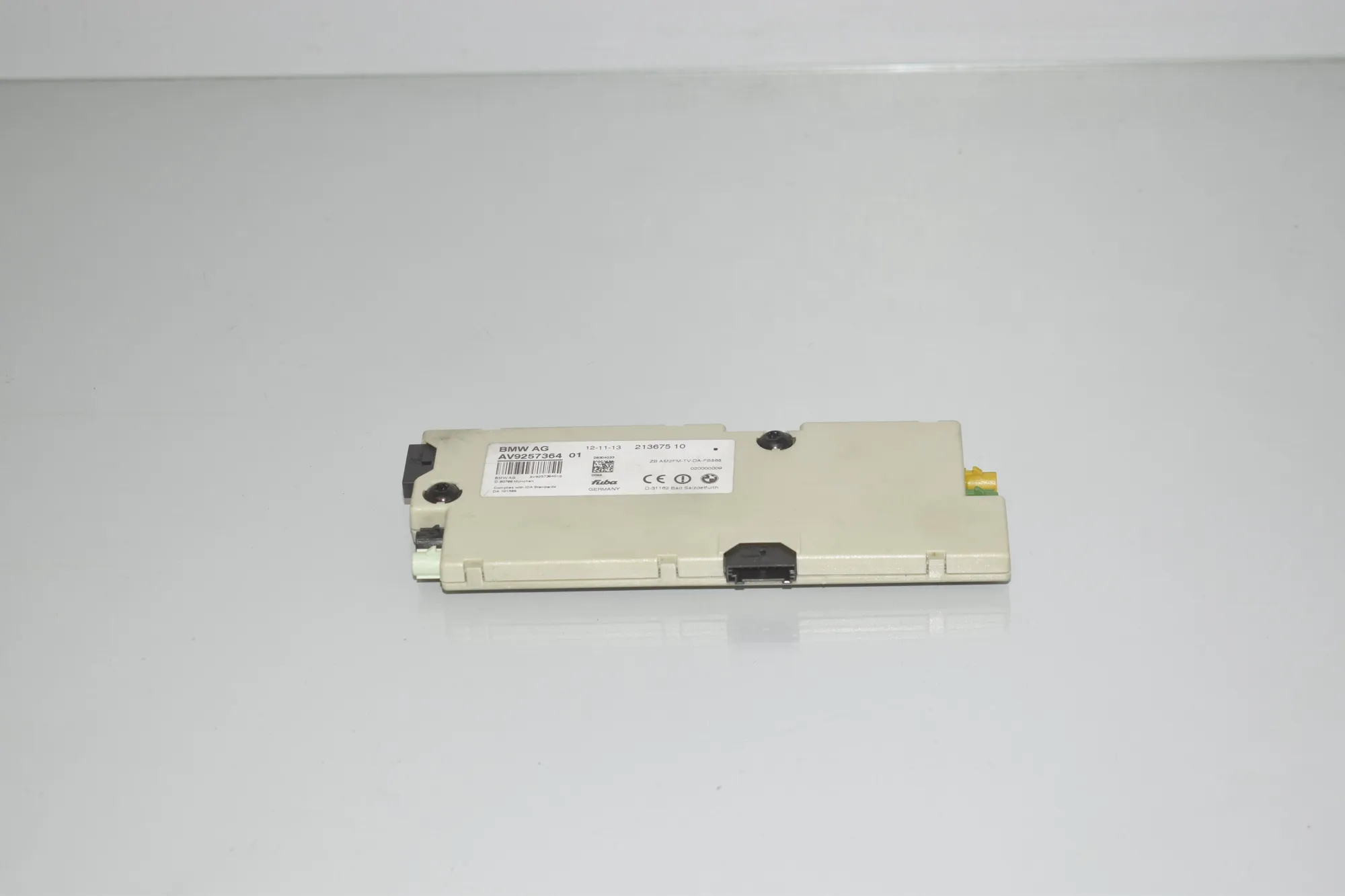 Antenna – OEM 9257364 · BMW 5 (F10) 530 d 2014