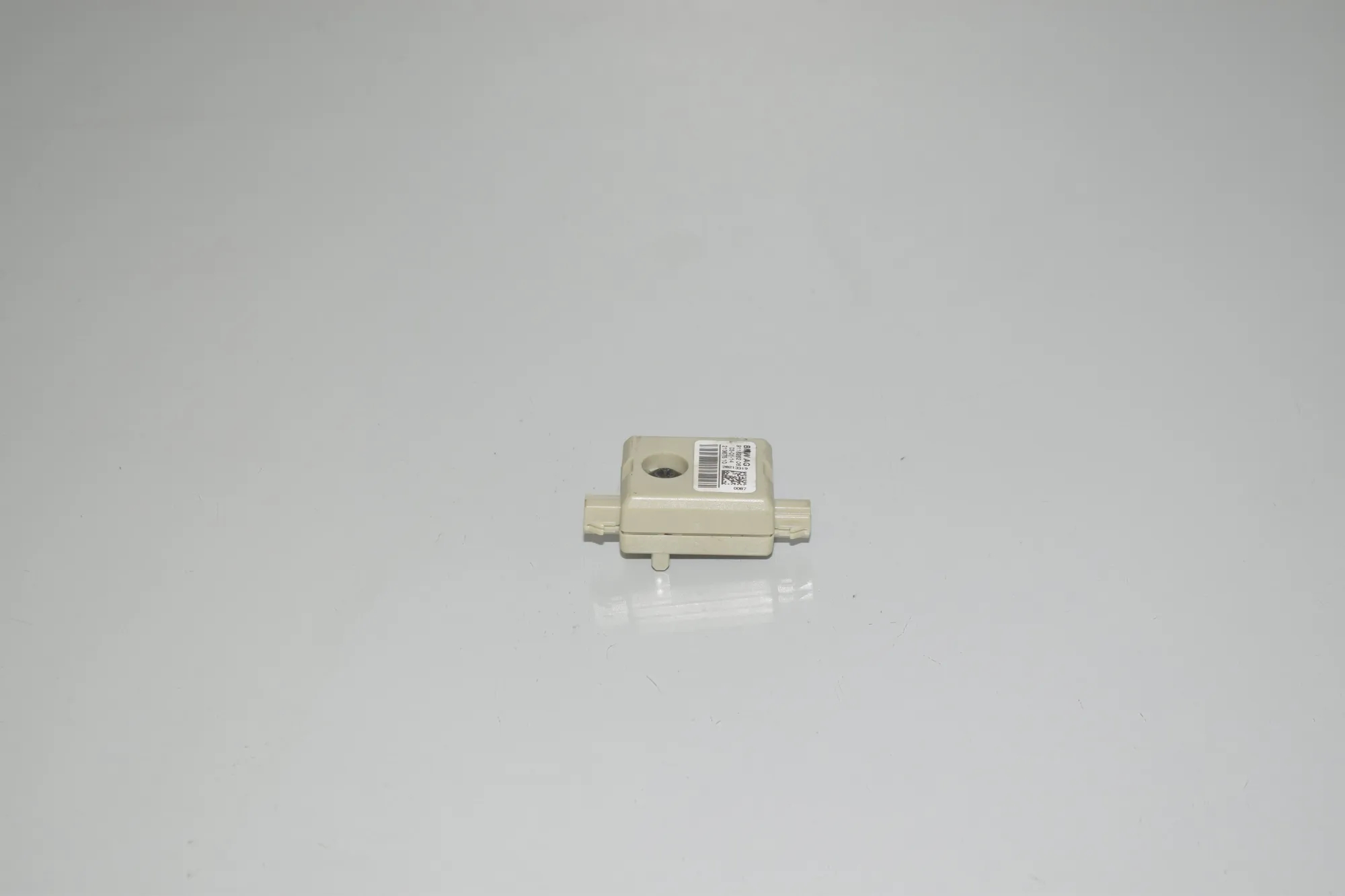 Antenna – OEM 9118262 · BMW 5 (F10) 530 d 2014