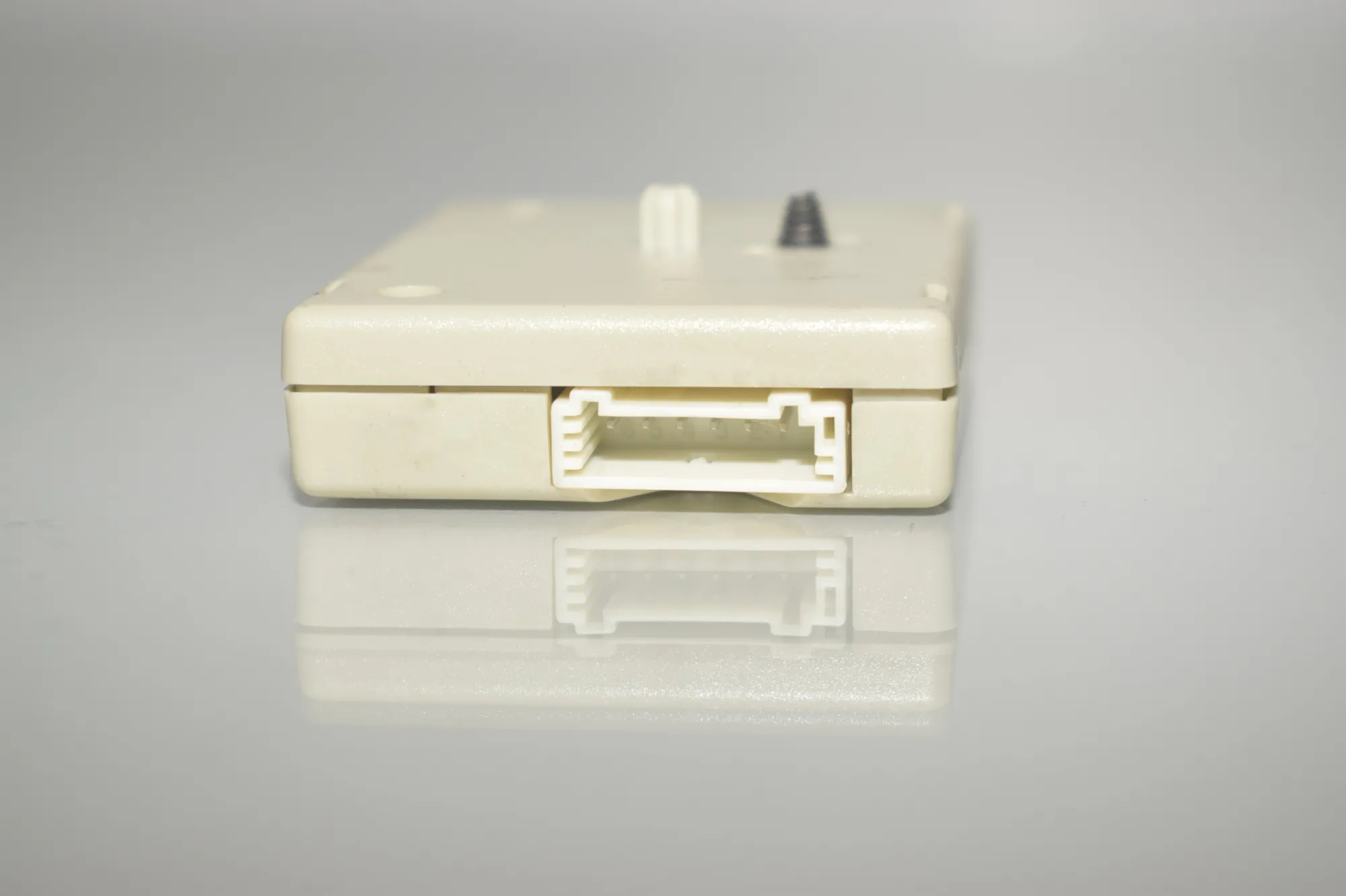 Antenna – OEM 9261095 · BMW 5 (F10) 530 d 2014 – 3