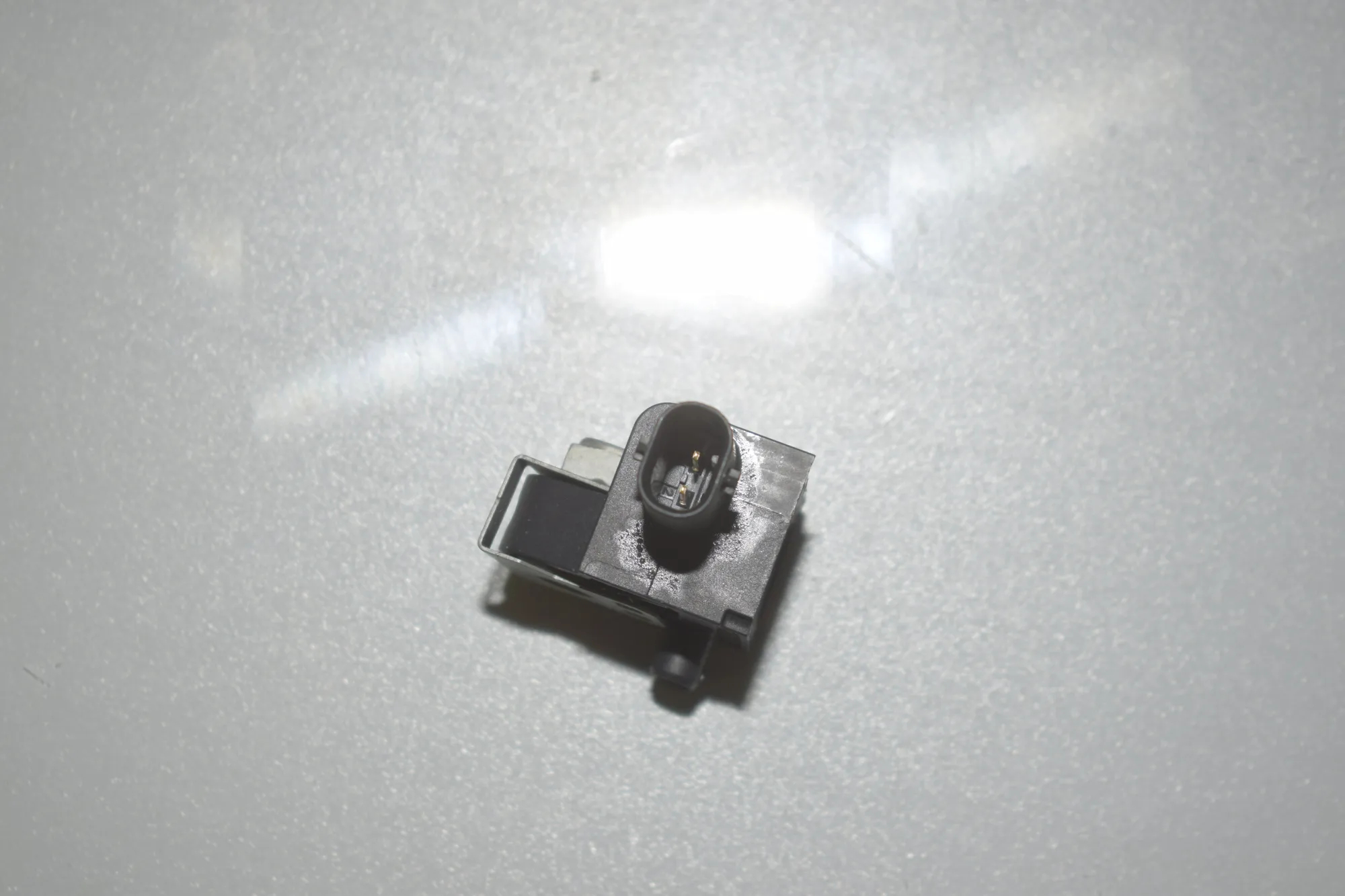 Front Left Impact Sensor – OEM 9224177 · BMW 5 (F10) 530 d 2014 – 4