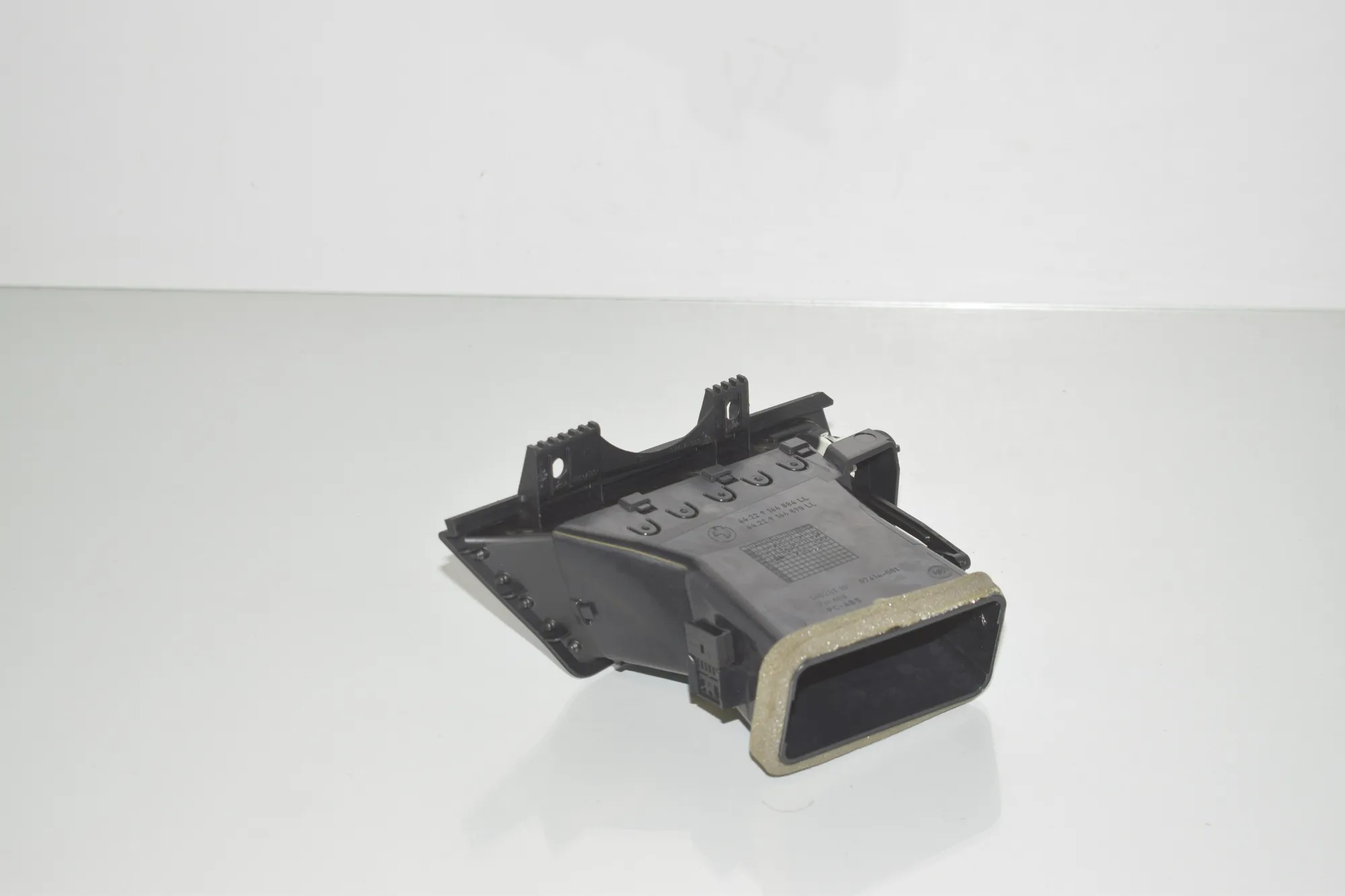 Dashboard Air Vents – OEM 9166890 · BMW 5 (F10) 530 d 2014 – 4