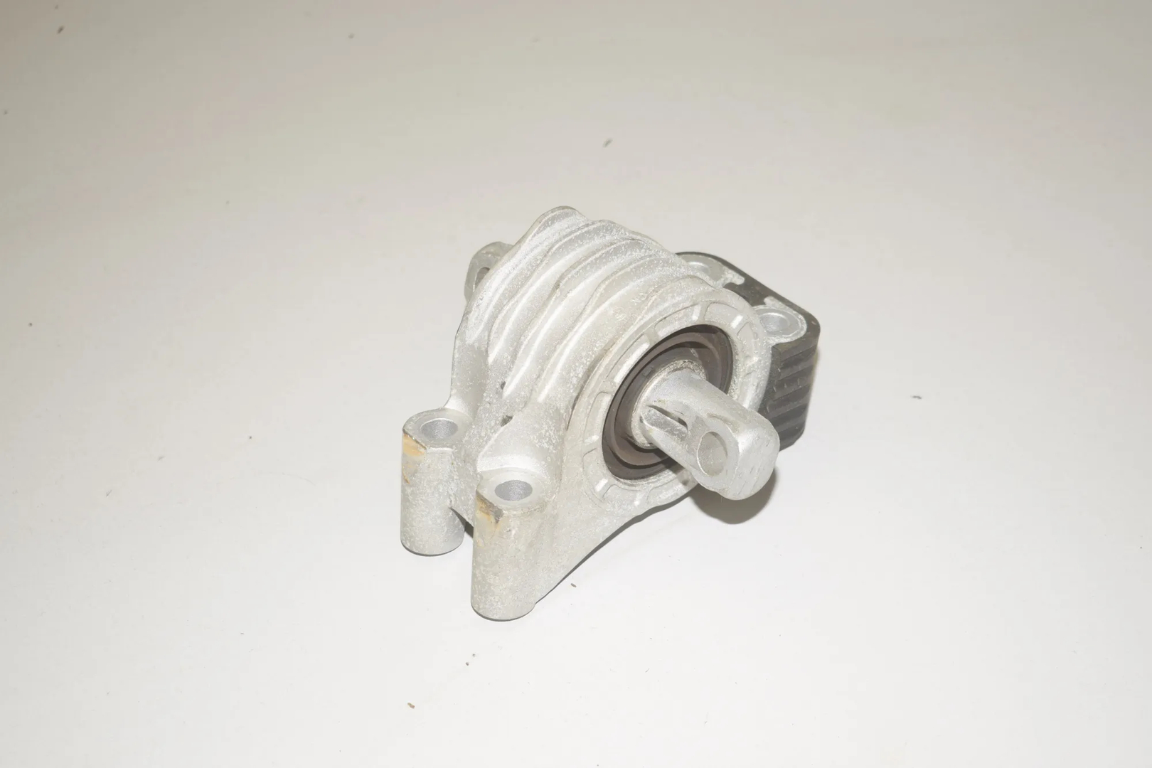 Right Side Engine Bracket – OEM 8742123 · BMW iX3 (G08) (2020 - -) Electric (286 HP) 2022 – 5