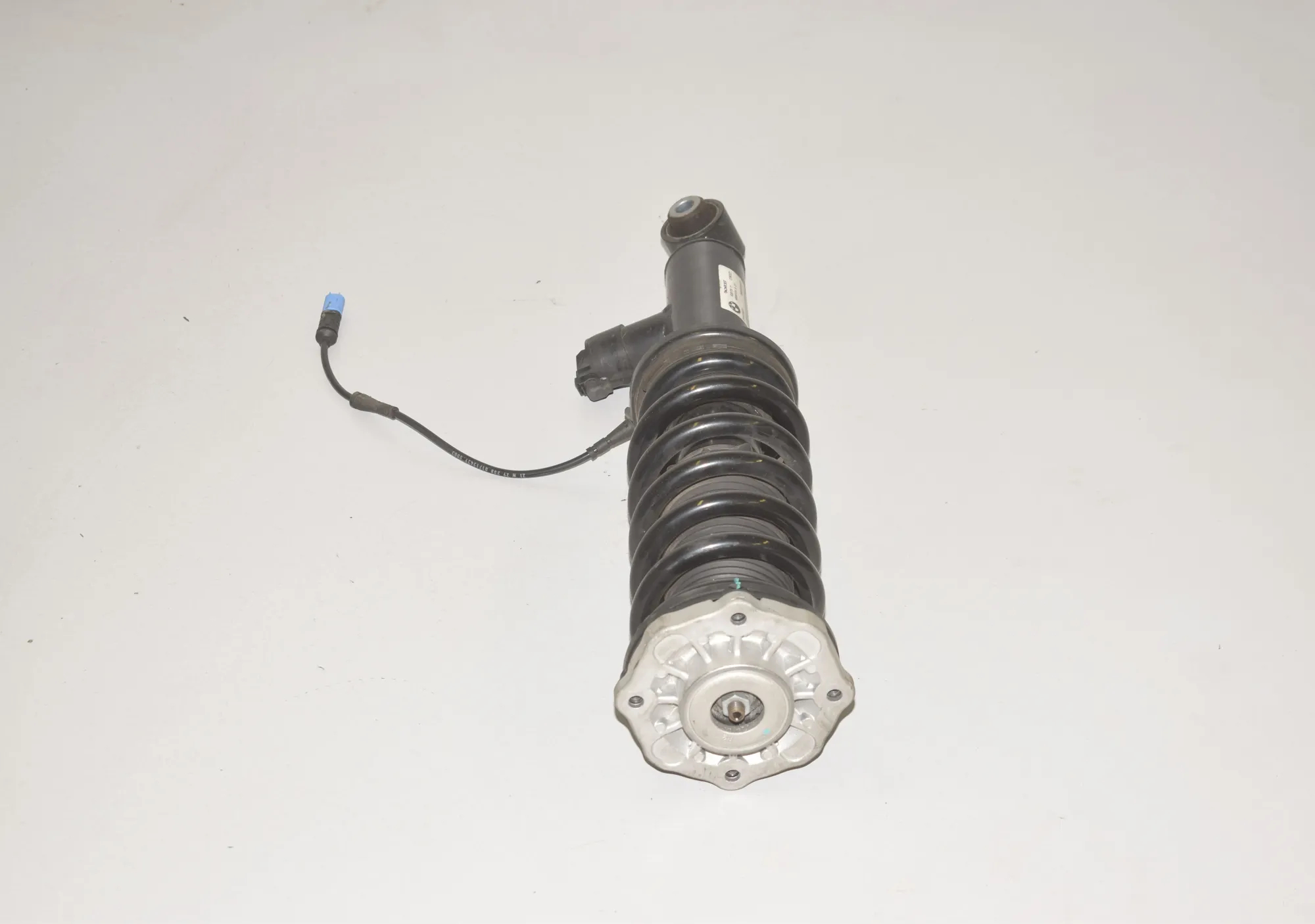 Rear Right Shock Absorber – OEM 6898154 · BMW iX3 (G08) (2020 - -) Electric (286 HP) 2022 – 2