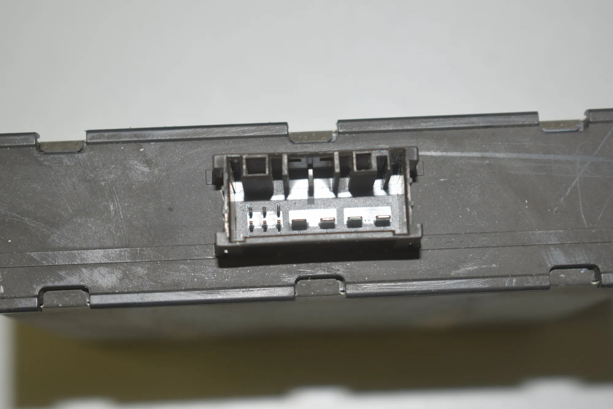 Voltage Control Unit – OEM 9251984 · BMW X3 (F25) xDrive 30 d 2011 – 4