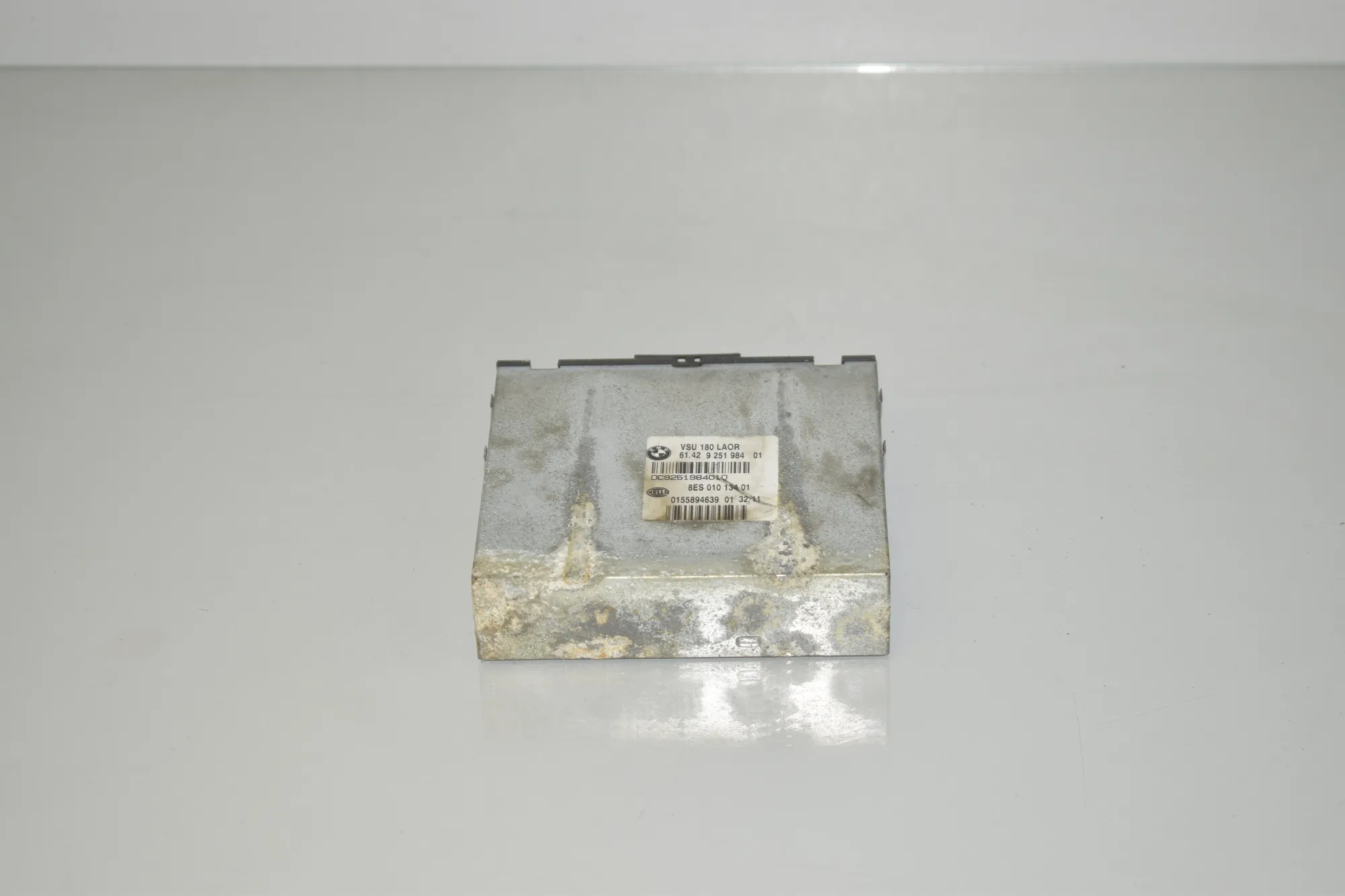 Voltage Control Unit – OEM 9251984 · BMW X3 (F25) xDrive 30 d 2011
