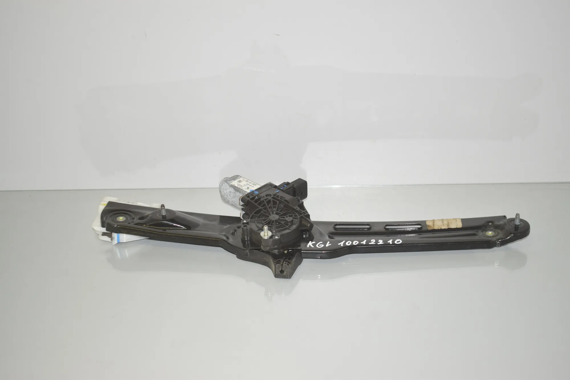 Rear Left Door Window Regulator – OEM 7382138 · BMW X3 (F25) xDrive 30 d 2011