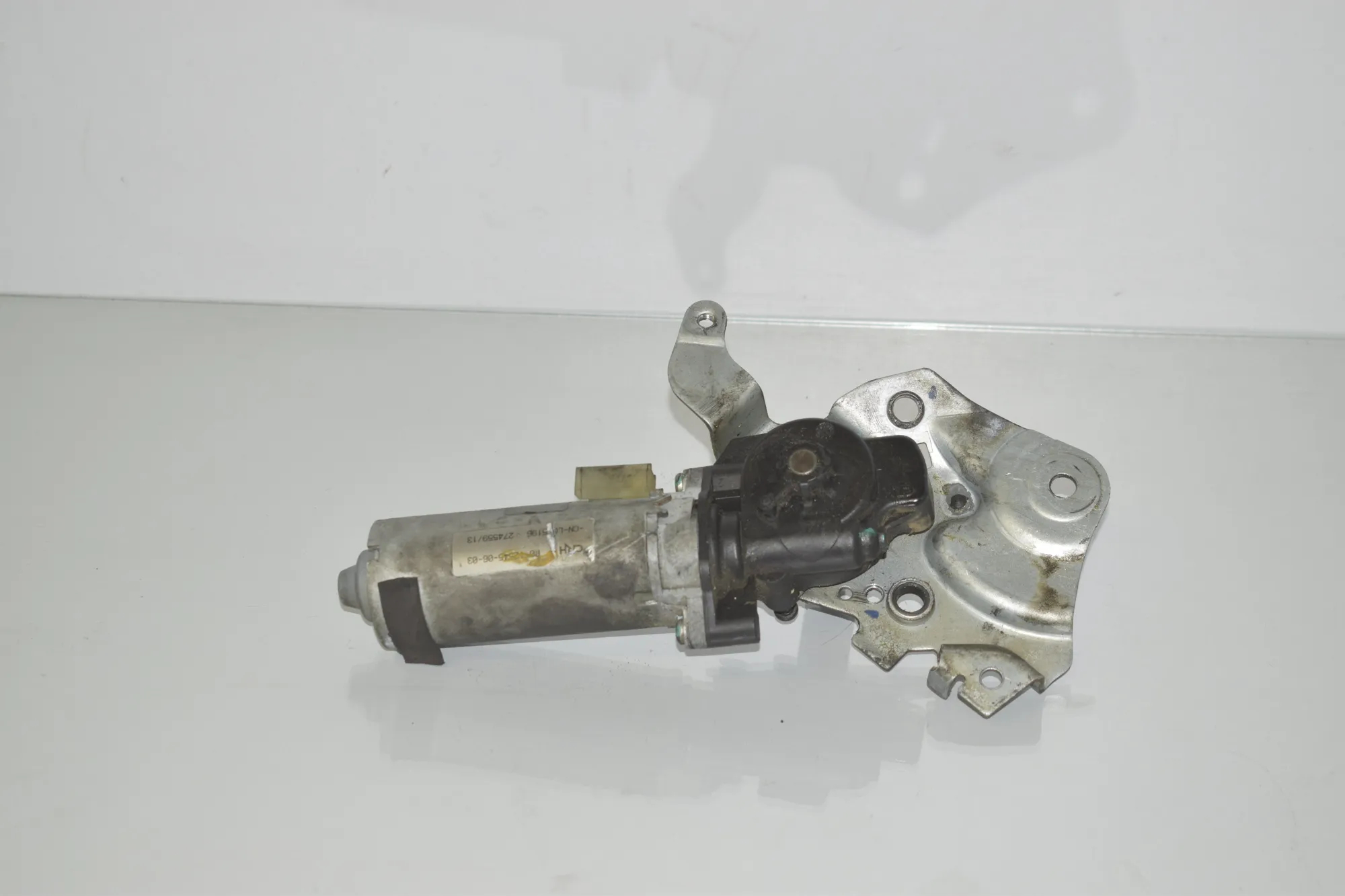 Front Right Seat Control Motor – OEM P0-12545-06-03 · BMW X3 (F25) xDrive 35 d 2013 – 2