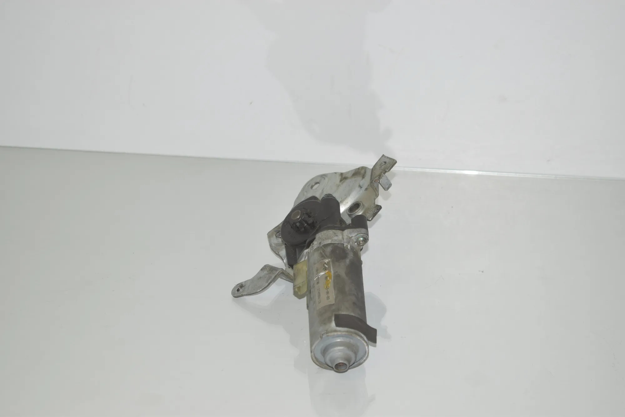 Front Right Seat Control Motor – OEM P0-12545-06-03 · BMW X3 (F25) xDrive 35 d 2013