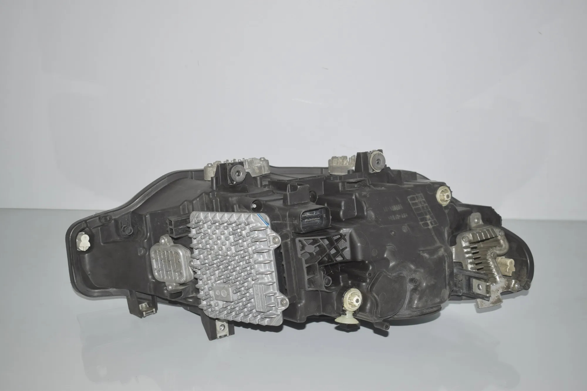 Front Left Headlight – OEM 198661 · BMW 3 (F30, F80) BMW 3 (F30, F80) 318 d 2018 – 6