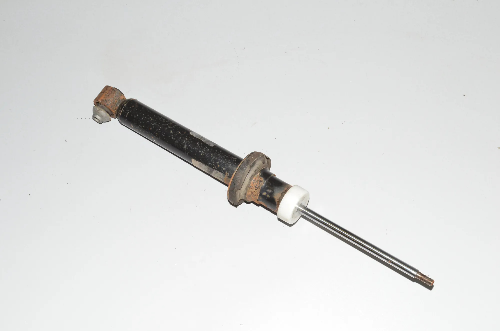 Rear Left Shock Absorber – OEM 6789380 · BMW 5 (F10) 525 d 2012 – 4