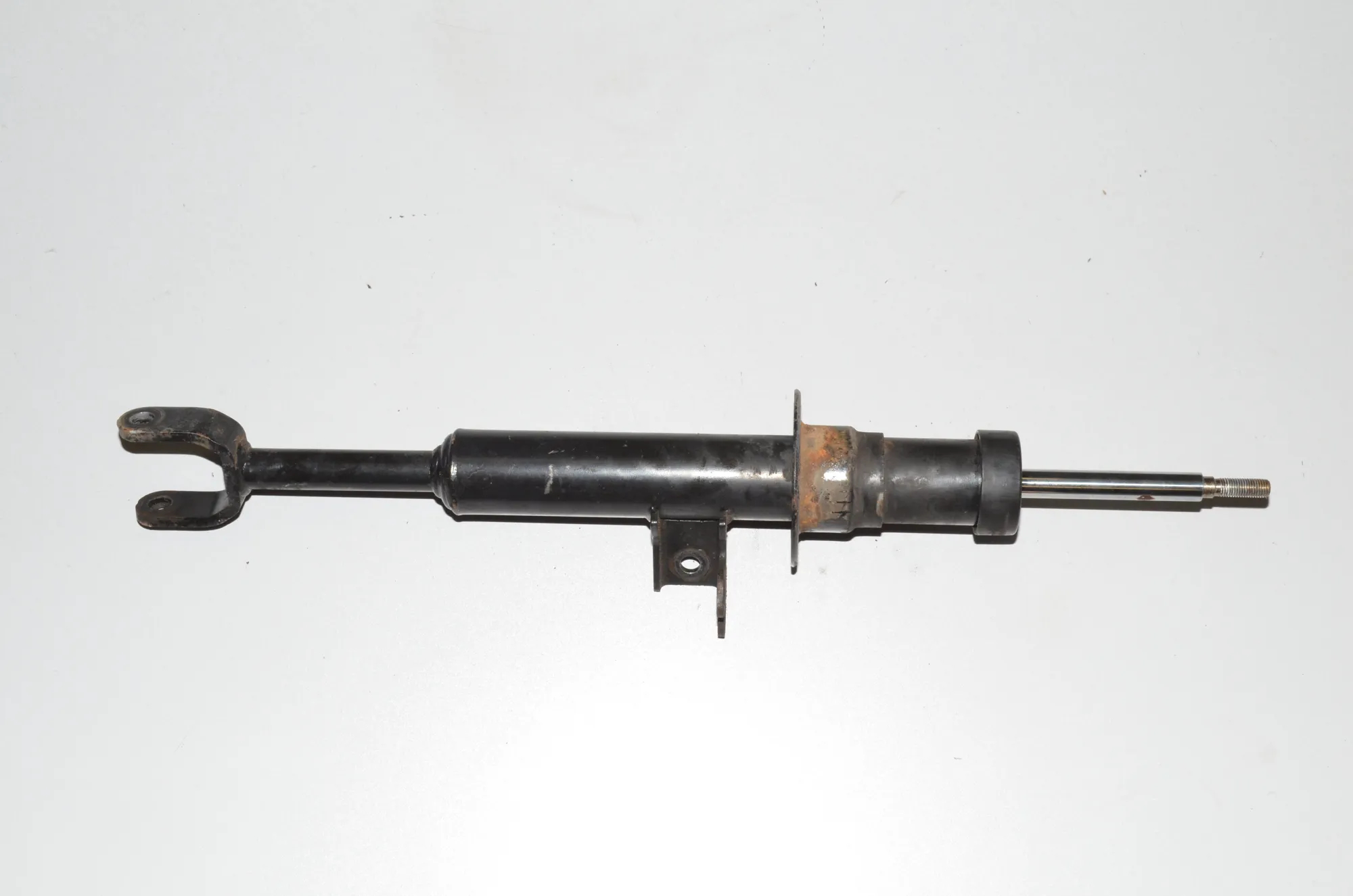 Front Right Shock Absorber – OEM 6775576 · BMW 5 (F10) 530 d 2010 – 4