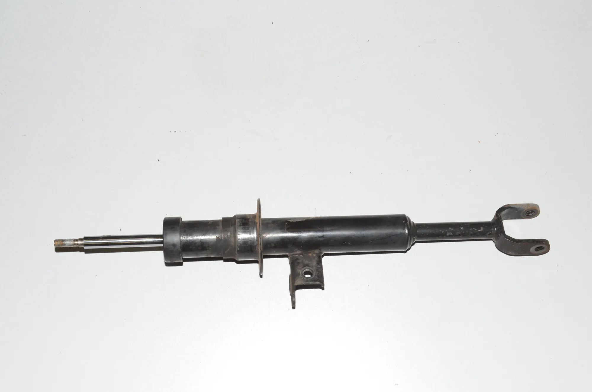 Front Right Shock Absorber – OEM 6775576 · BMW 5 (F10) 530 d 2010 – 2
