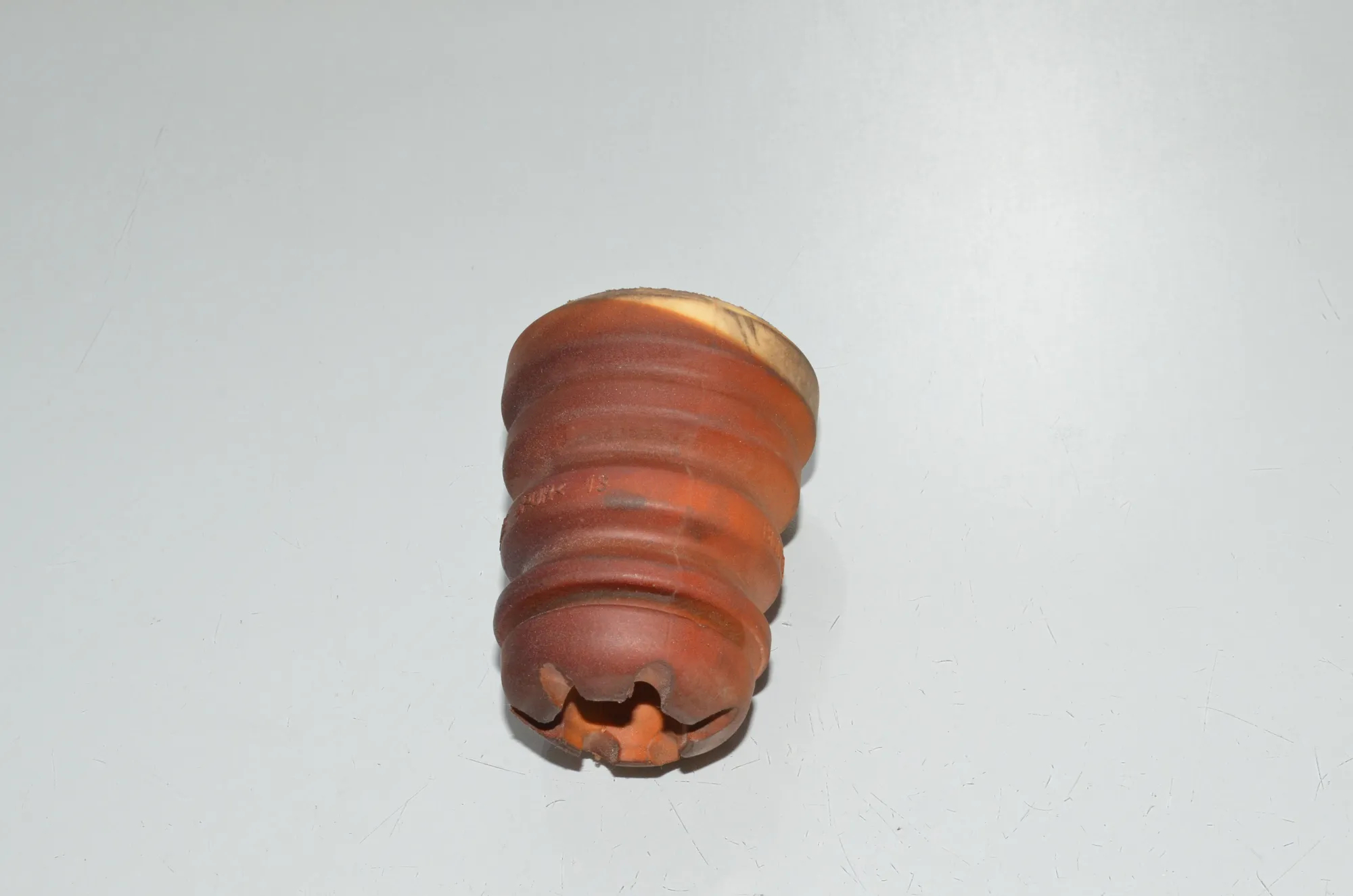 Absorber Cylinder Protection – OEM 6789385 · BMW 5 (F10) 525 d 2012 – 4