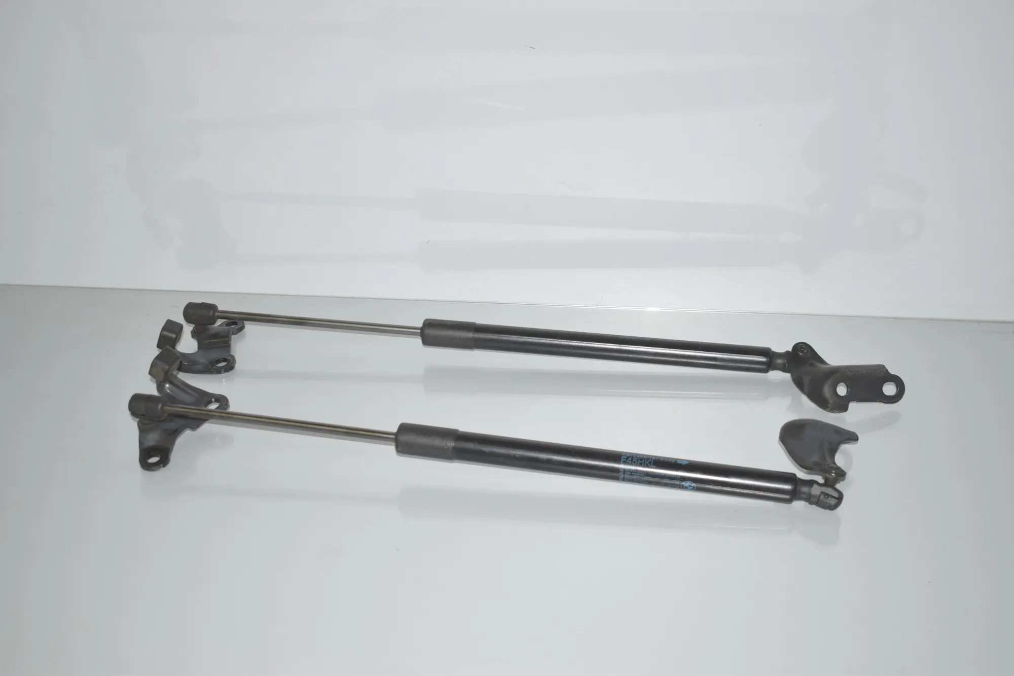 Right Side Tailgate Gas Strut – OEM 7300791 · BMW 2 Active Tourer (F45) 218 d 2016