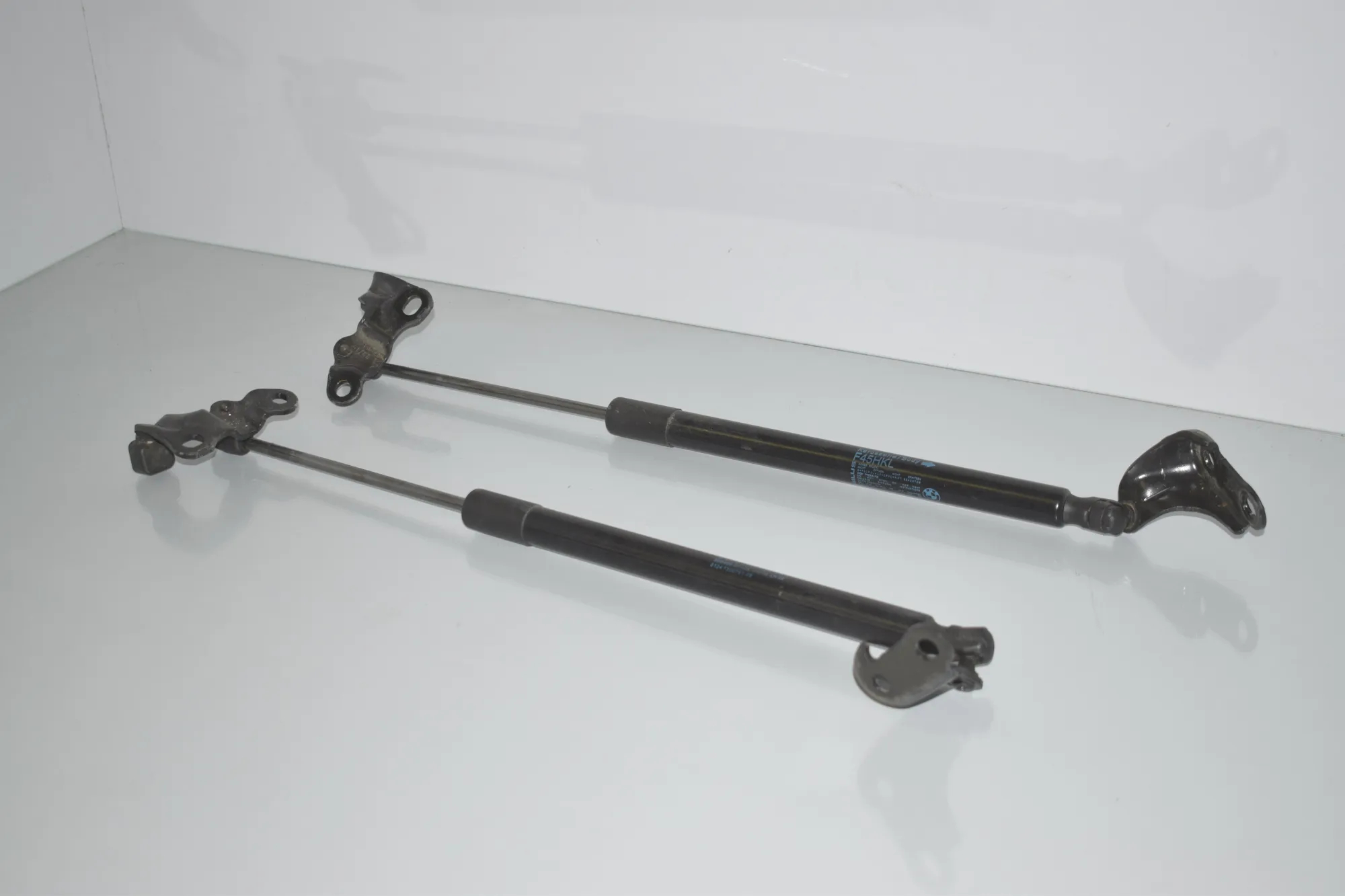 Right Side Tailgate Gas Strut – OEM 7300791 · BMW 2 Active Tourer (F45) 218 d 2016 – 3