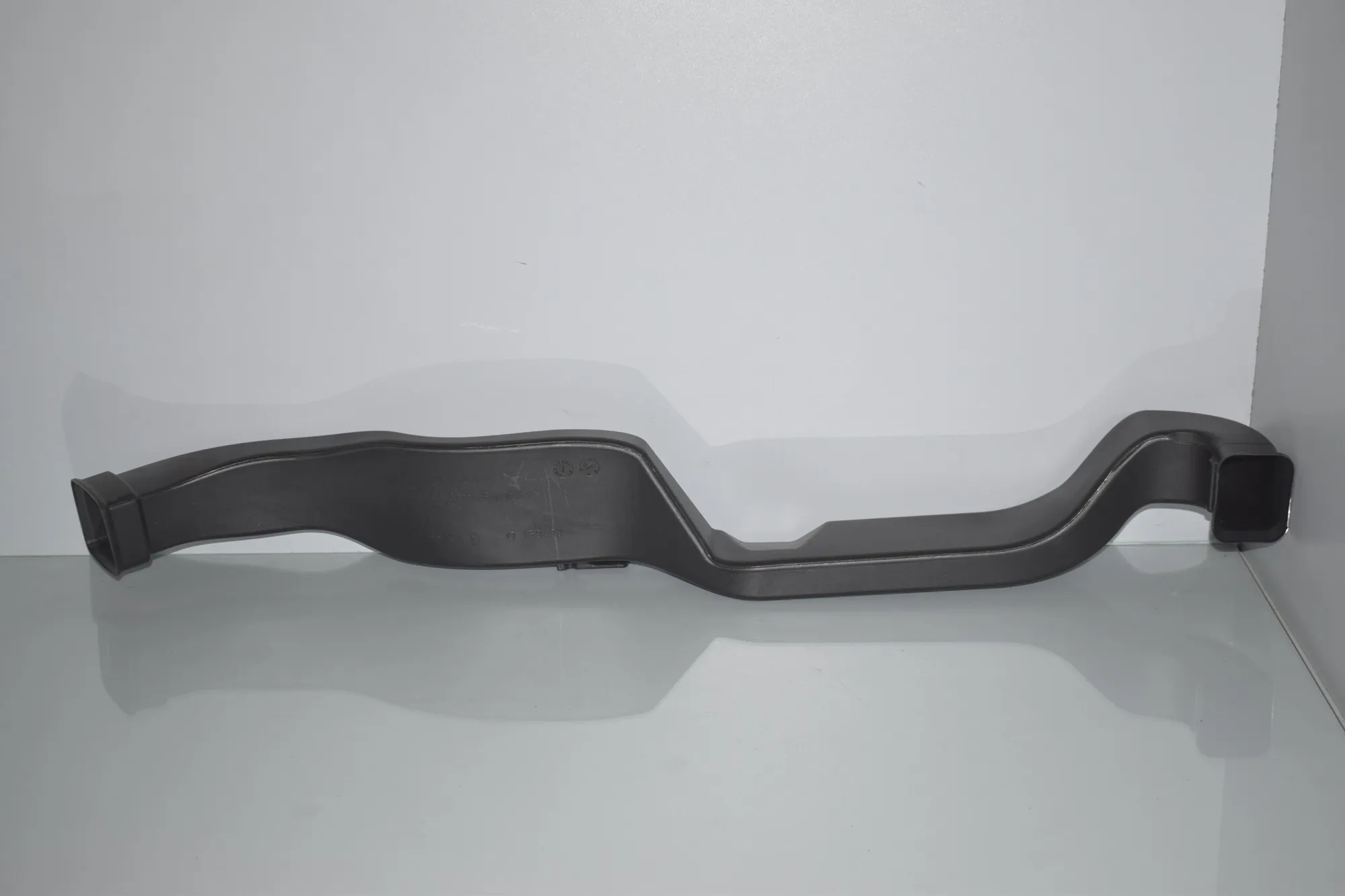 Interior Air Duct Channel – OEM 9263410 · BMW 2 Active Tourer (F45) 218 d 2016 – 2